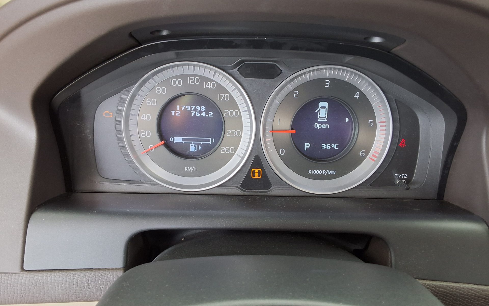 2012 - volvo xc60