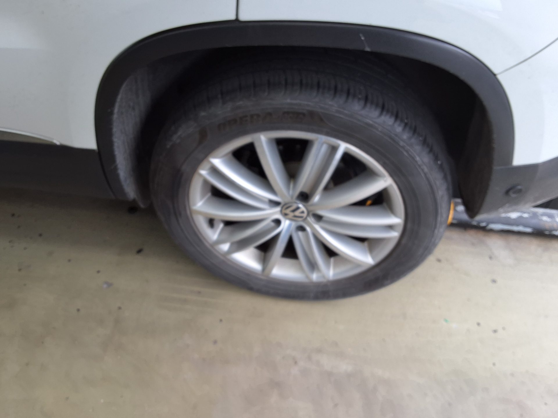 2014 - volkswagen tiguan