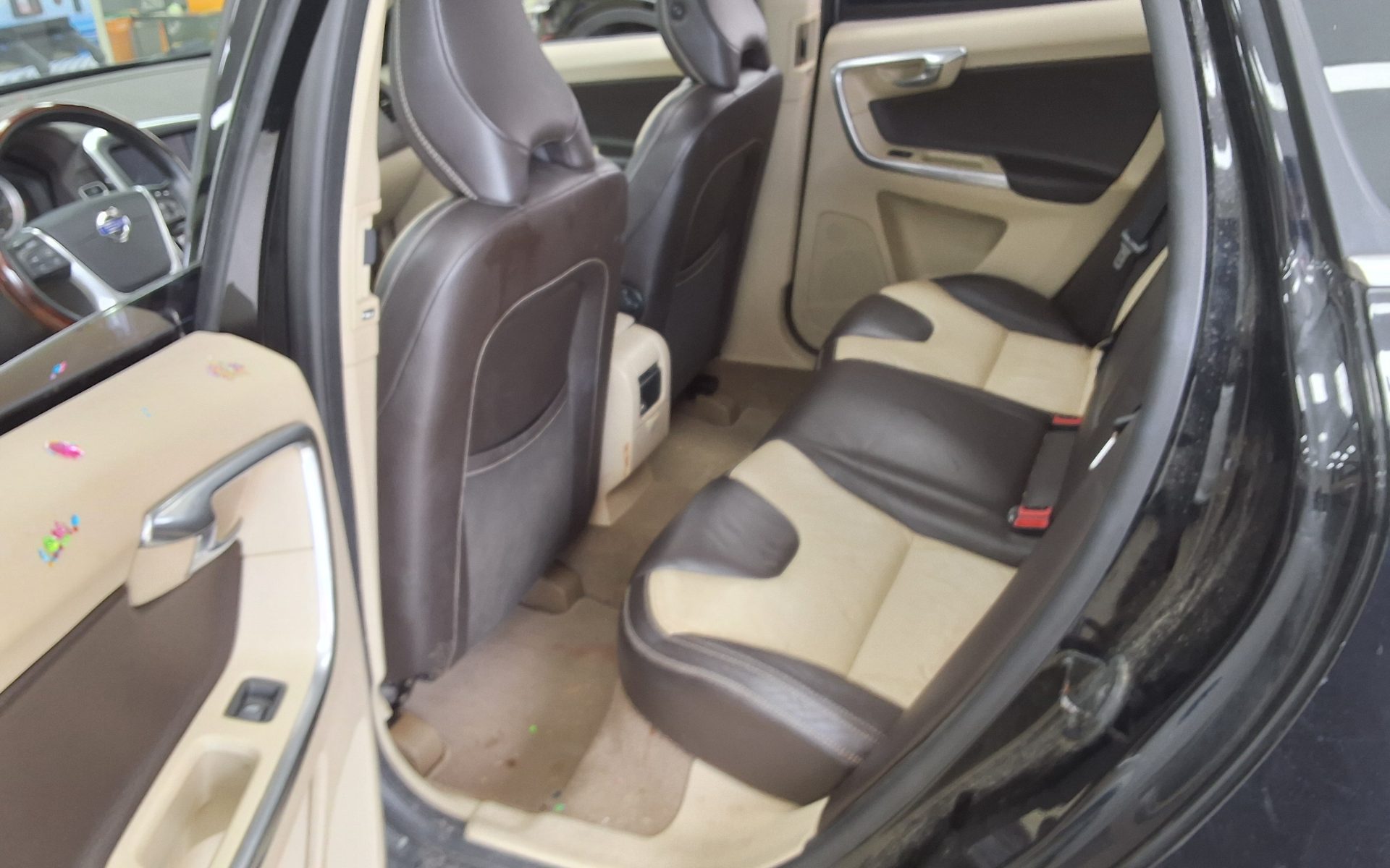 2012 - volvo xc60