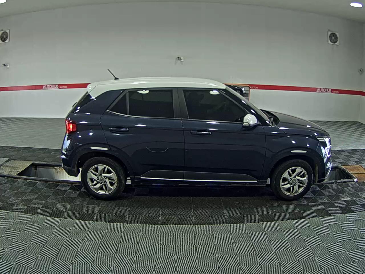 2020 - hyundai venue