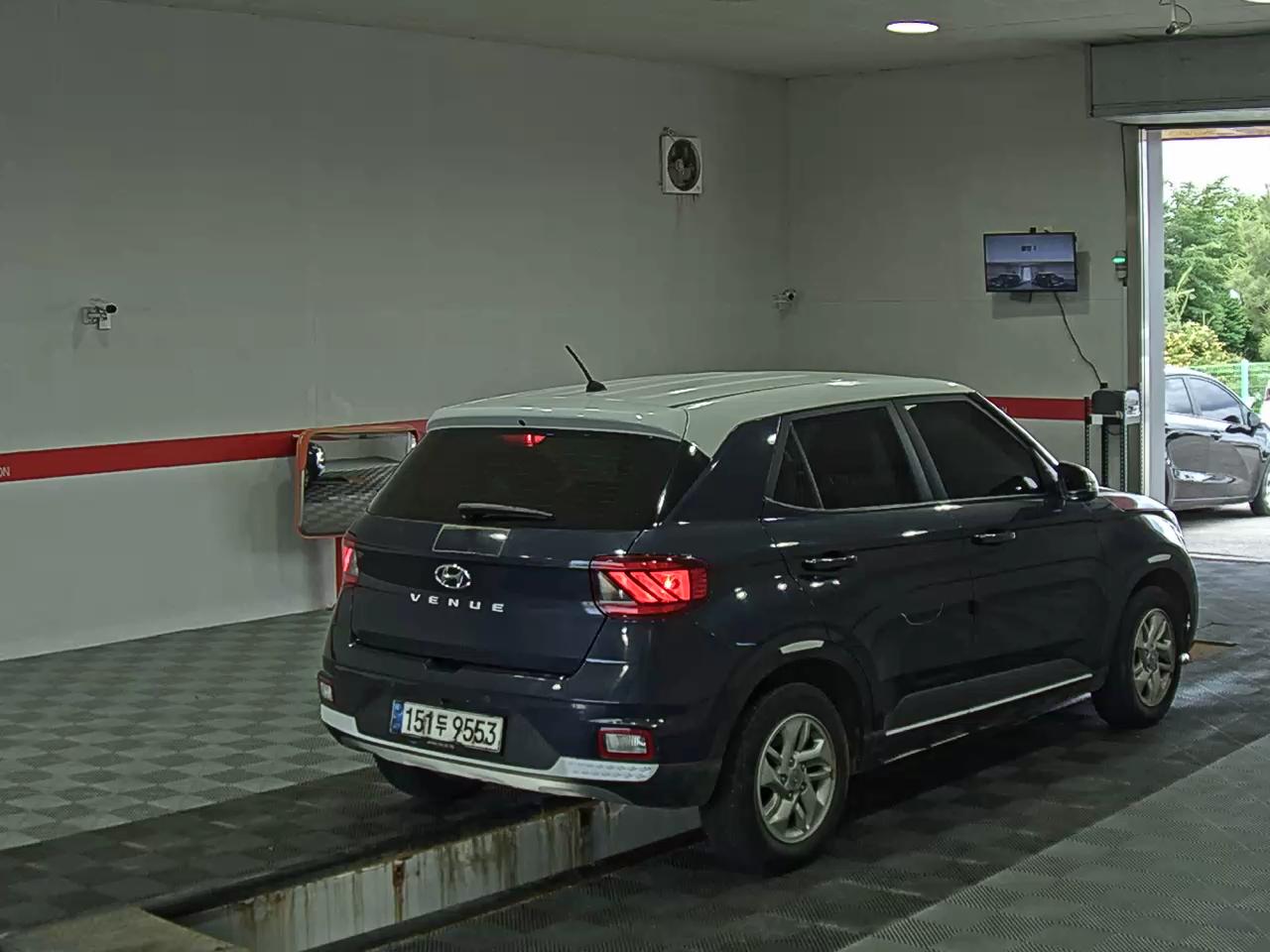 2020 - hyundai venue