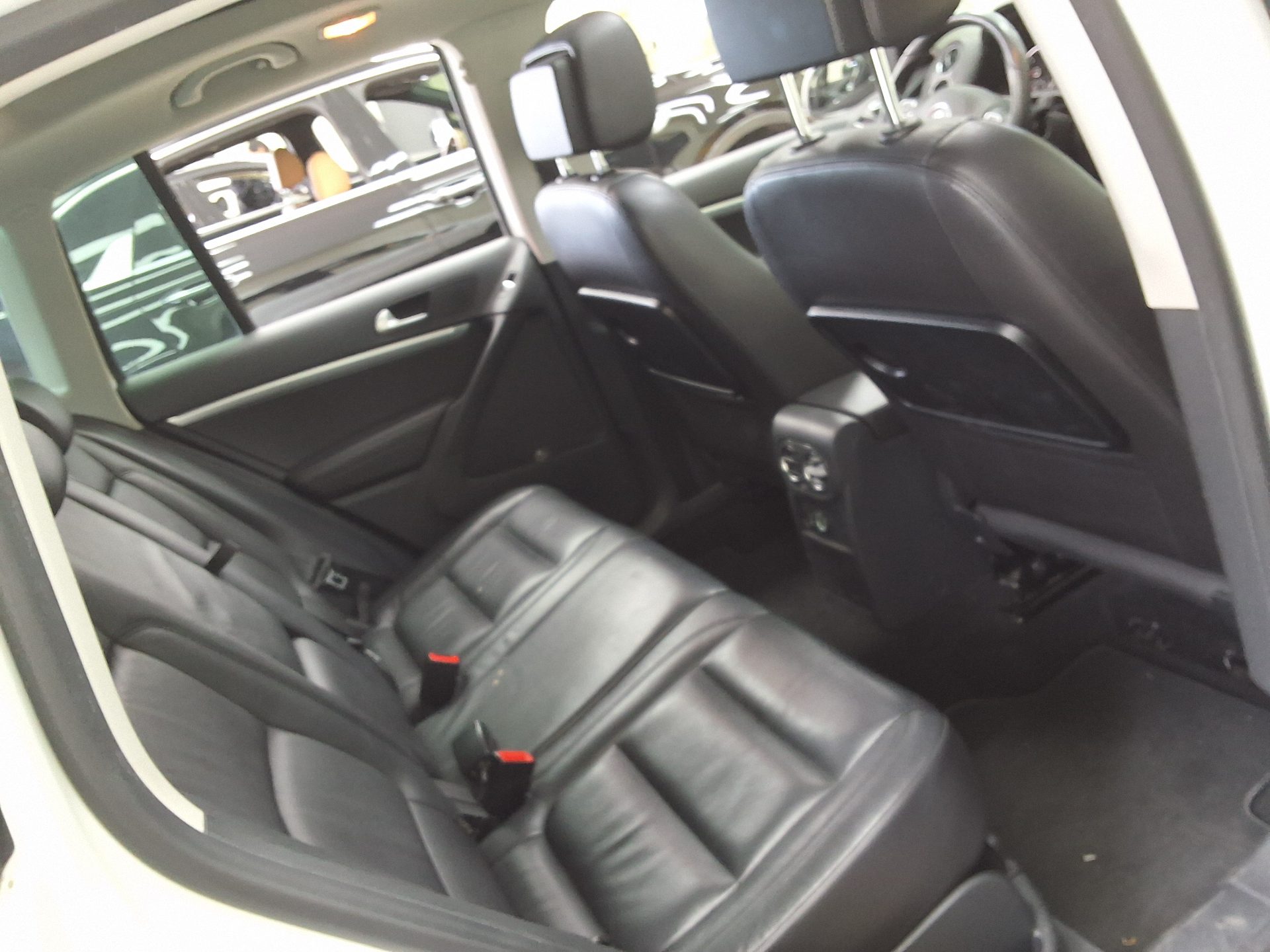 2014 - volkswagen tiguan