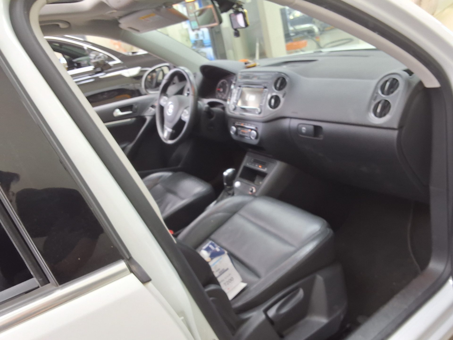 2014 - volkswagen tiguan
