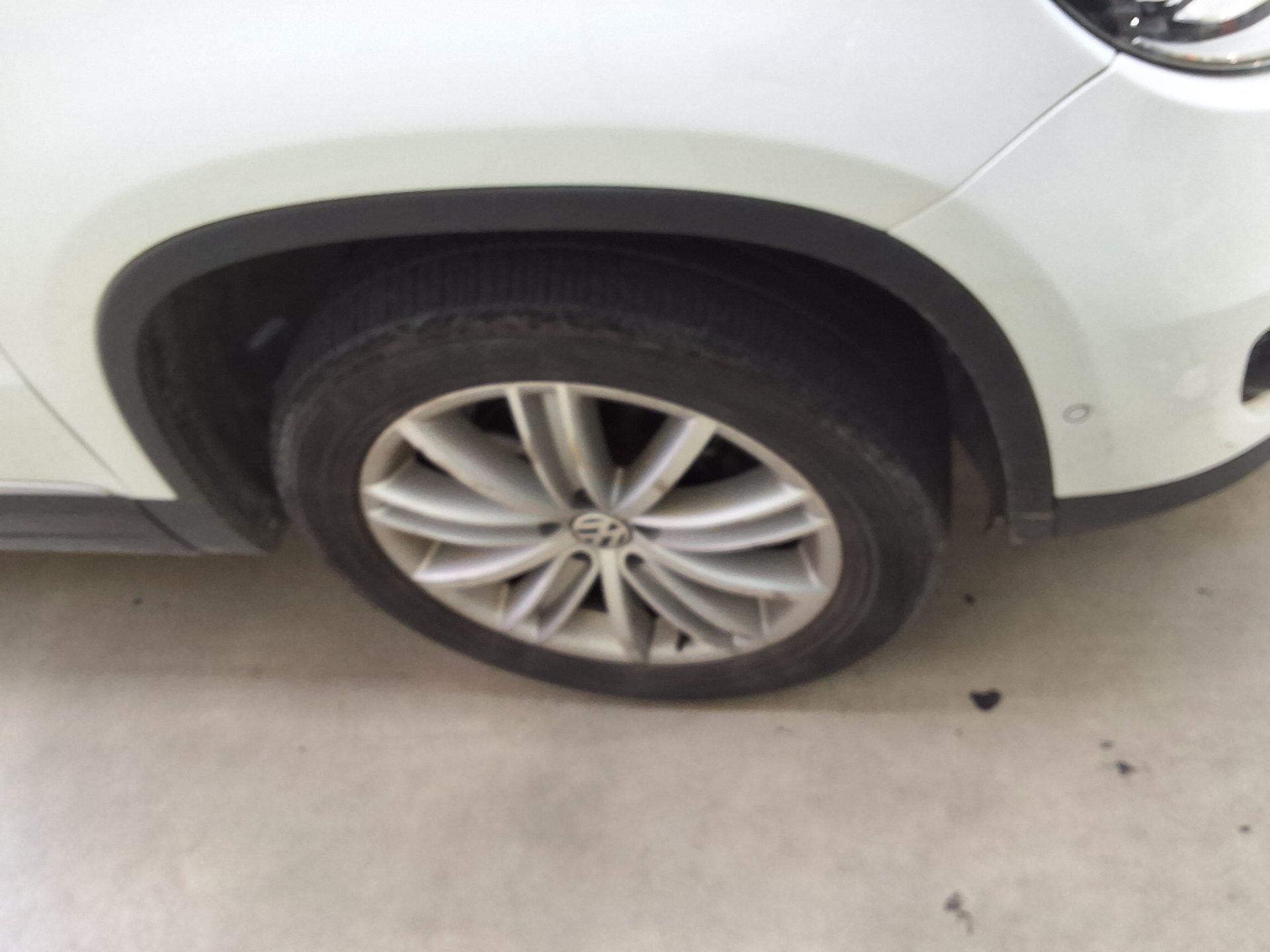 2014 - volkswagen tiguan