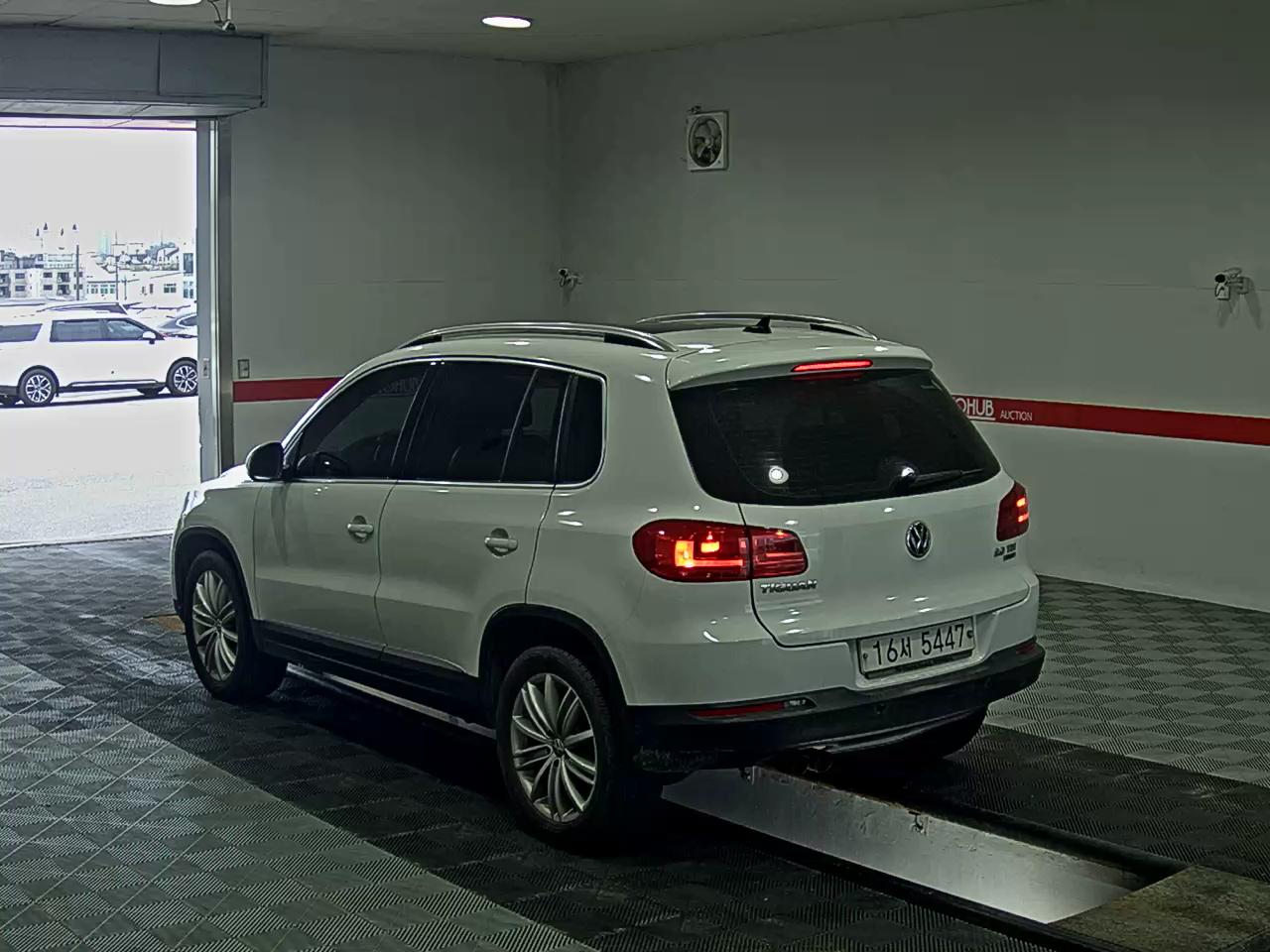 2014 - volkswagen tiguan
