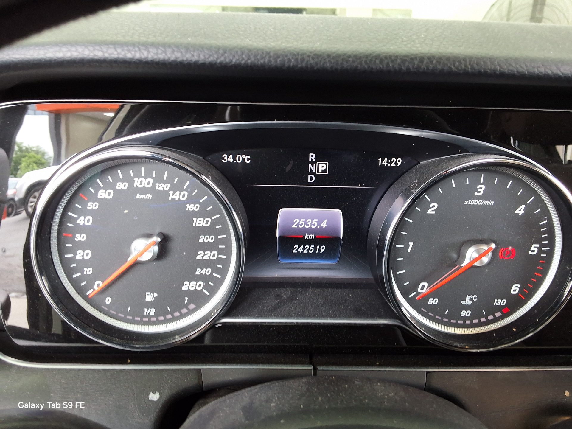 2017 - mercedes-benz e220d