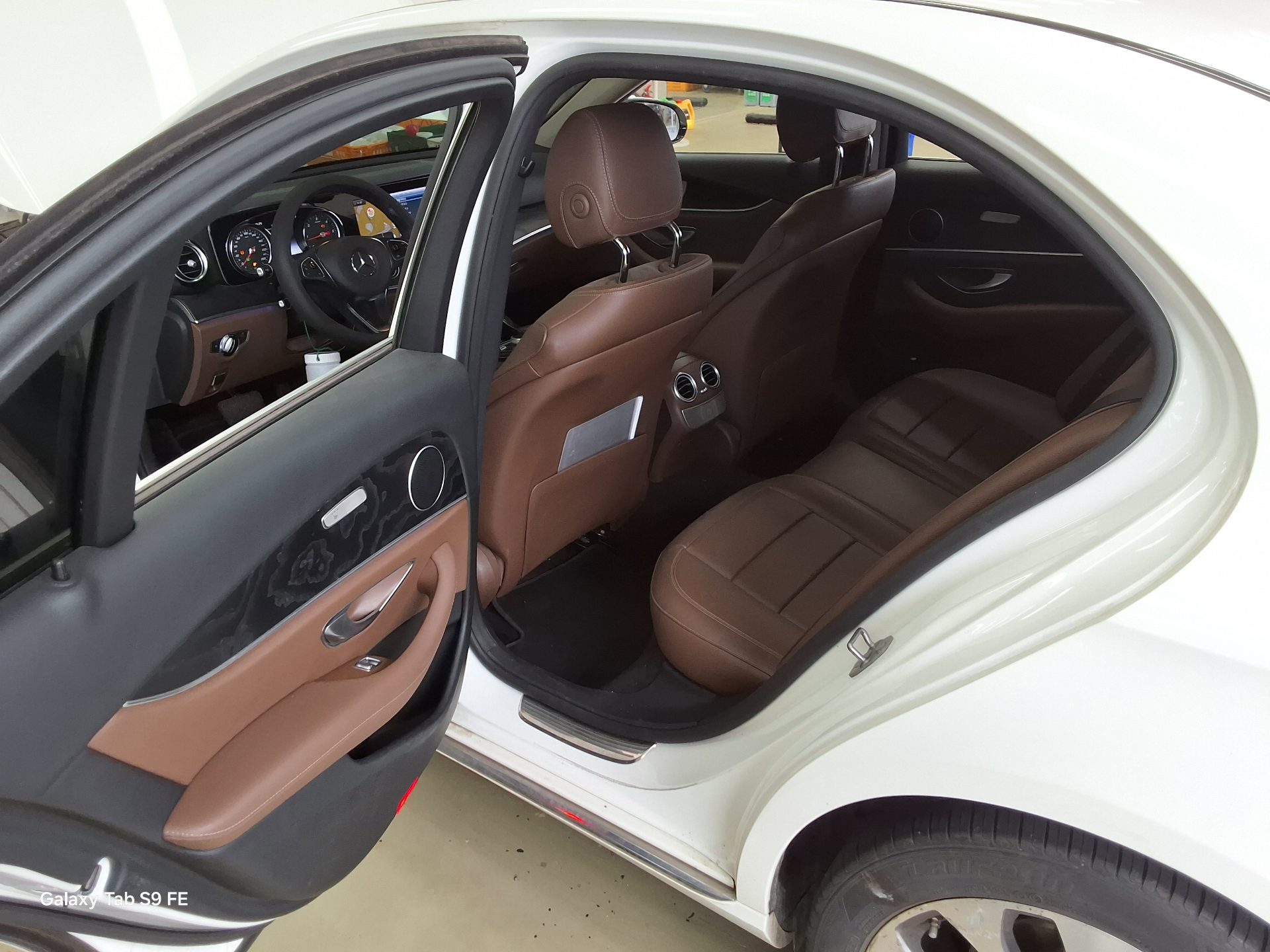 2017 - mercedes-benz e220d