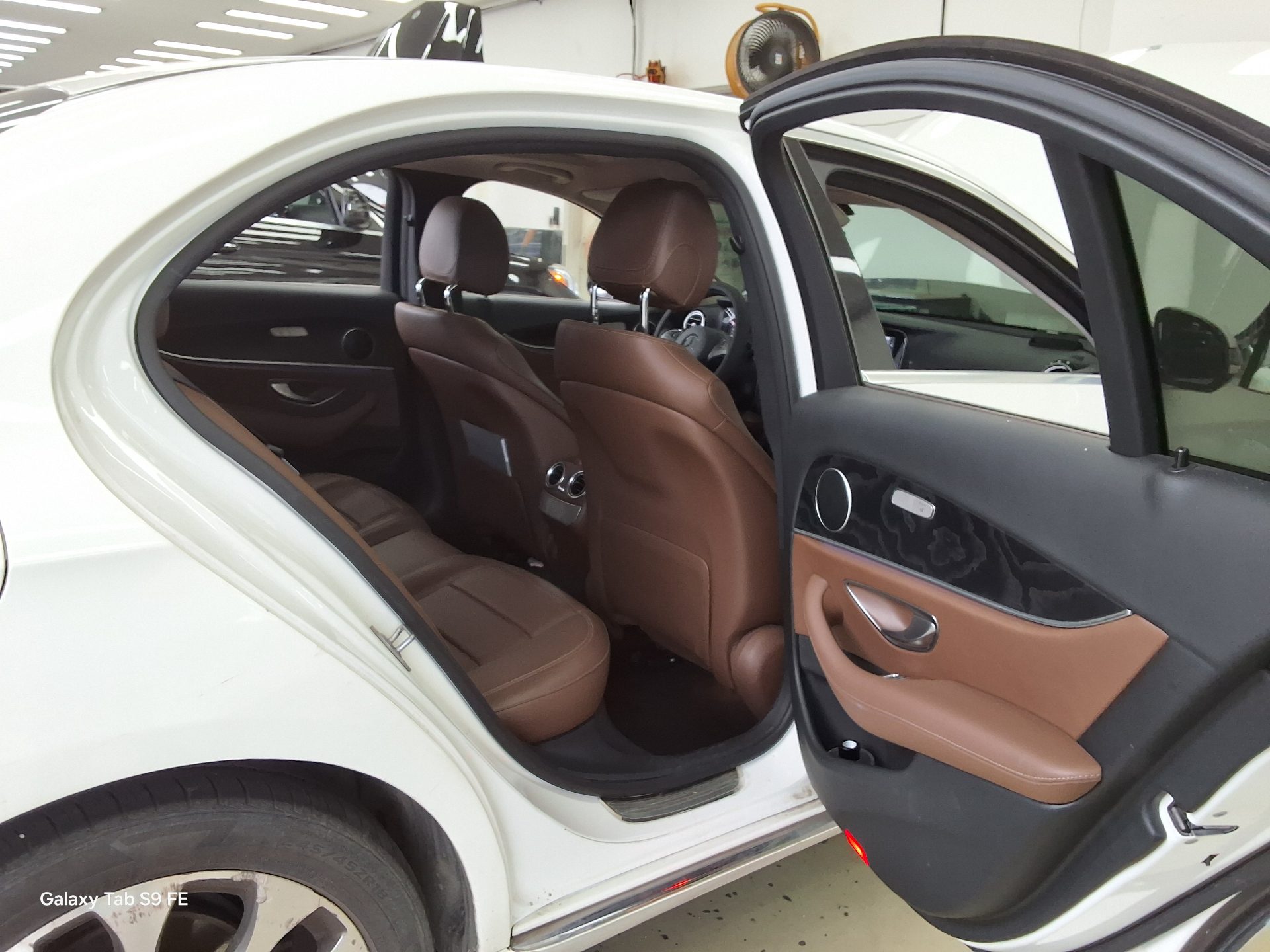 2017 - mercedes-benz e220d