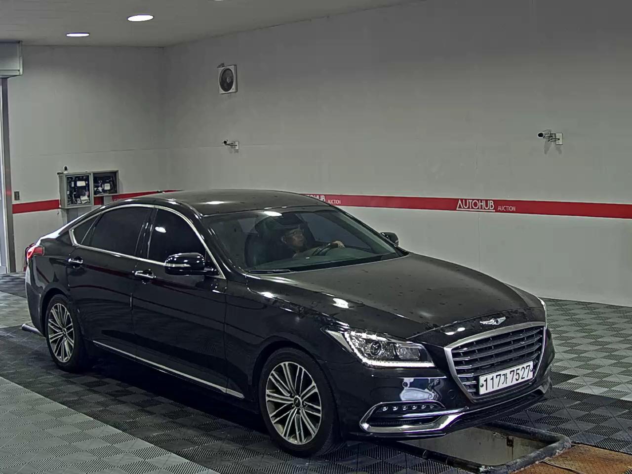 2018 - genesis g80