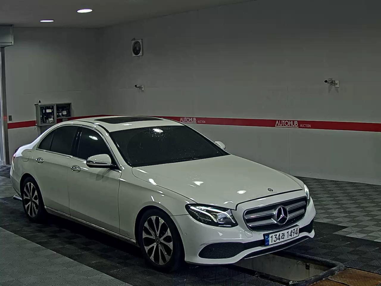 2017 - mercedes-benz e220d