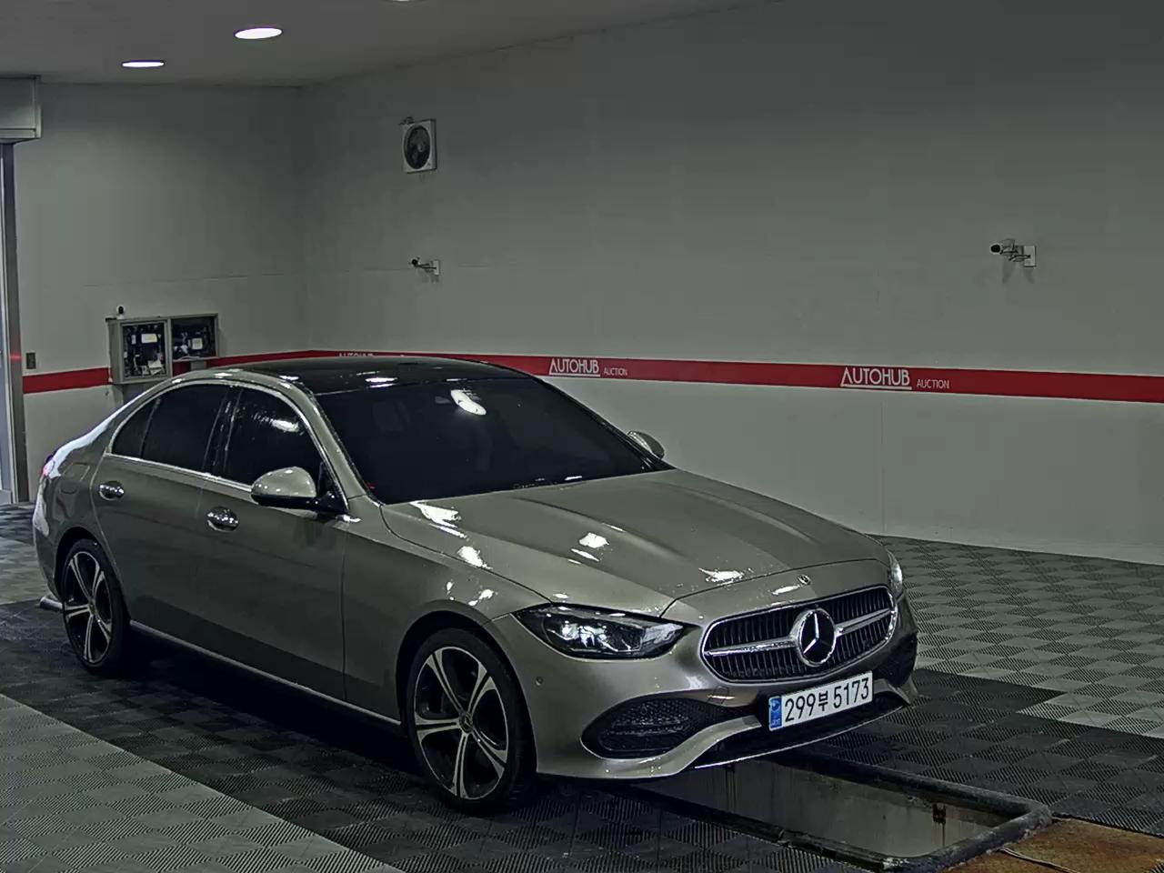 2023 - mercedes-benz c300