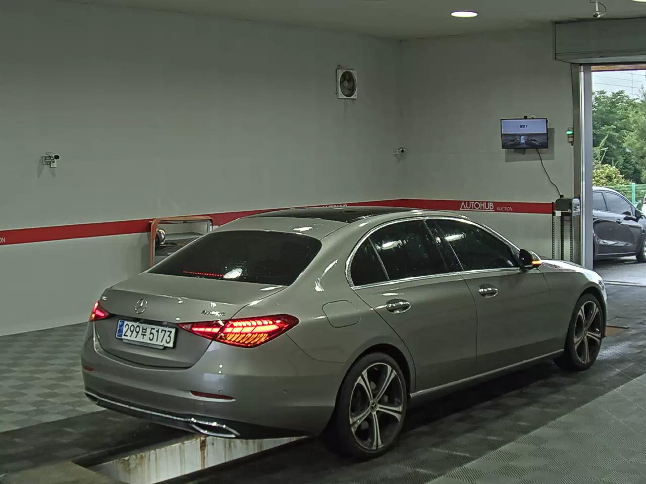 2023 - mercedes-benz c300