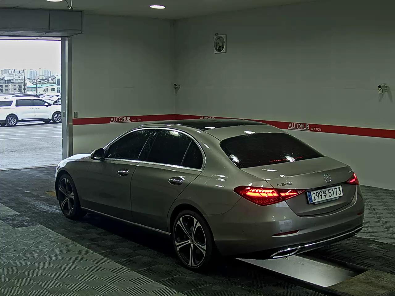 2023 - mercedes-benz c300
