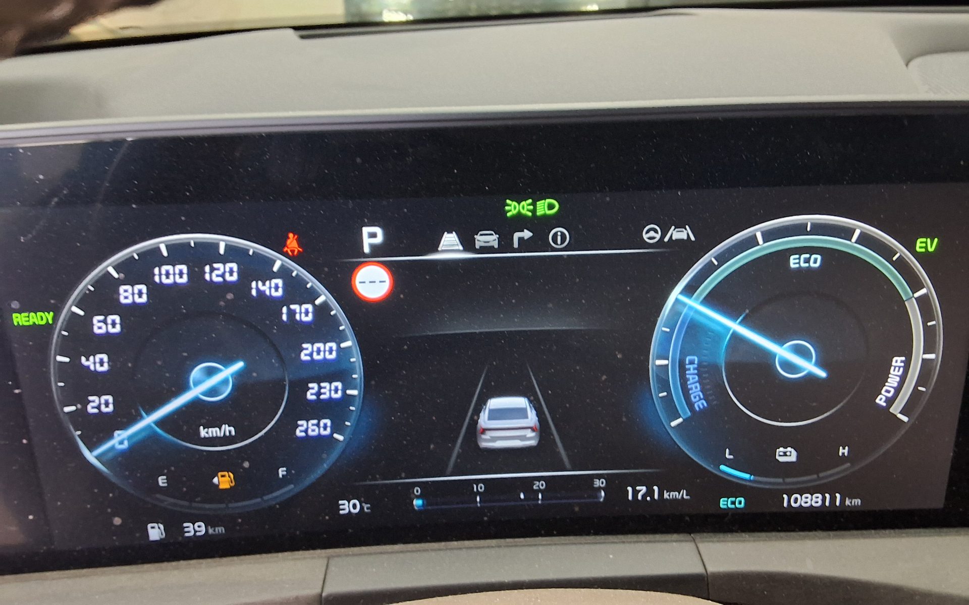 2022 - kia k8