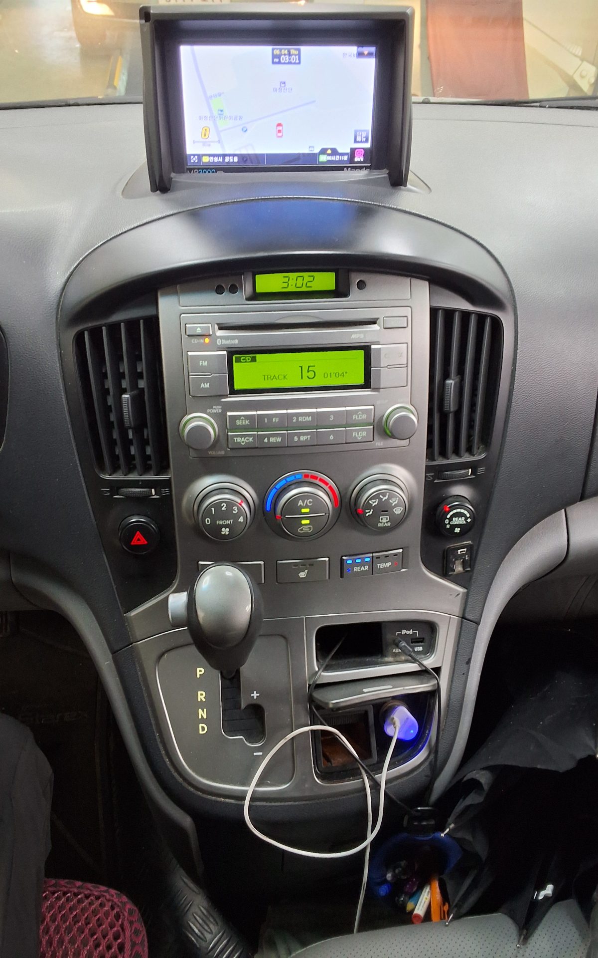 2015 - hyundai grand starex