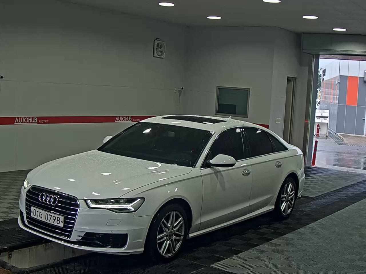 AUDI A6 (4TH GEN) 35 TDI COMFORT