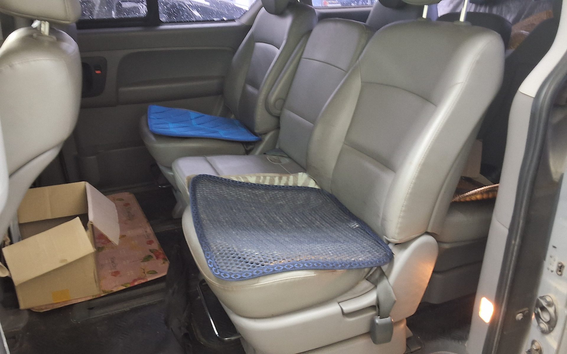 2015 - hyundai grand starex