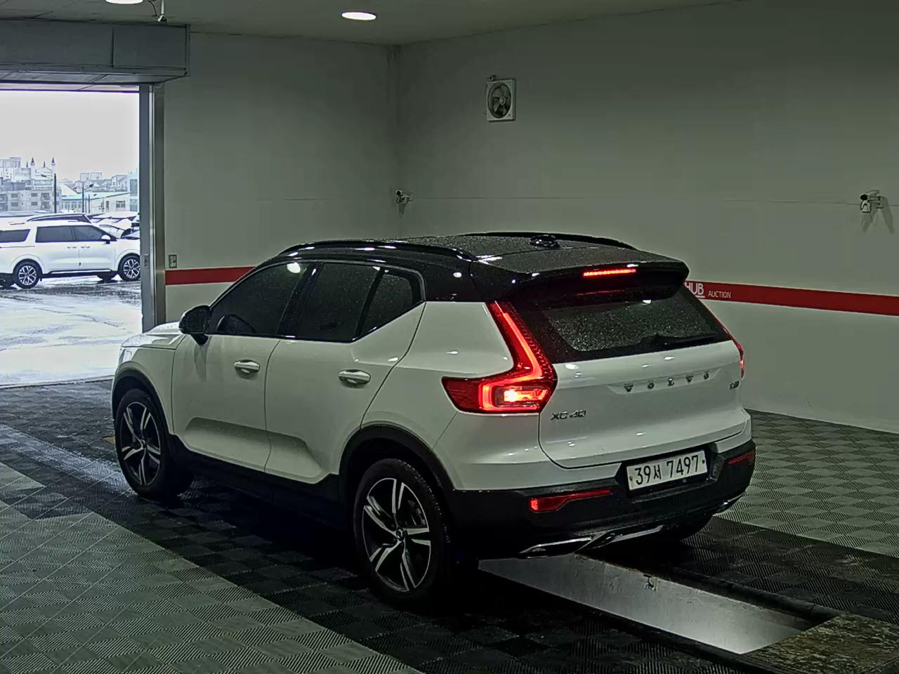 2019 - volvo xc40
