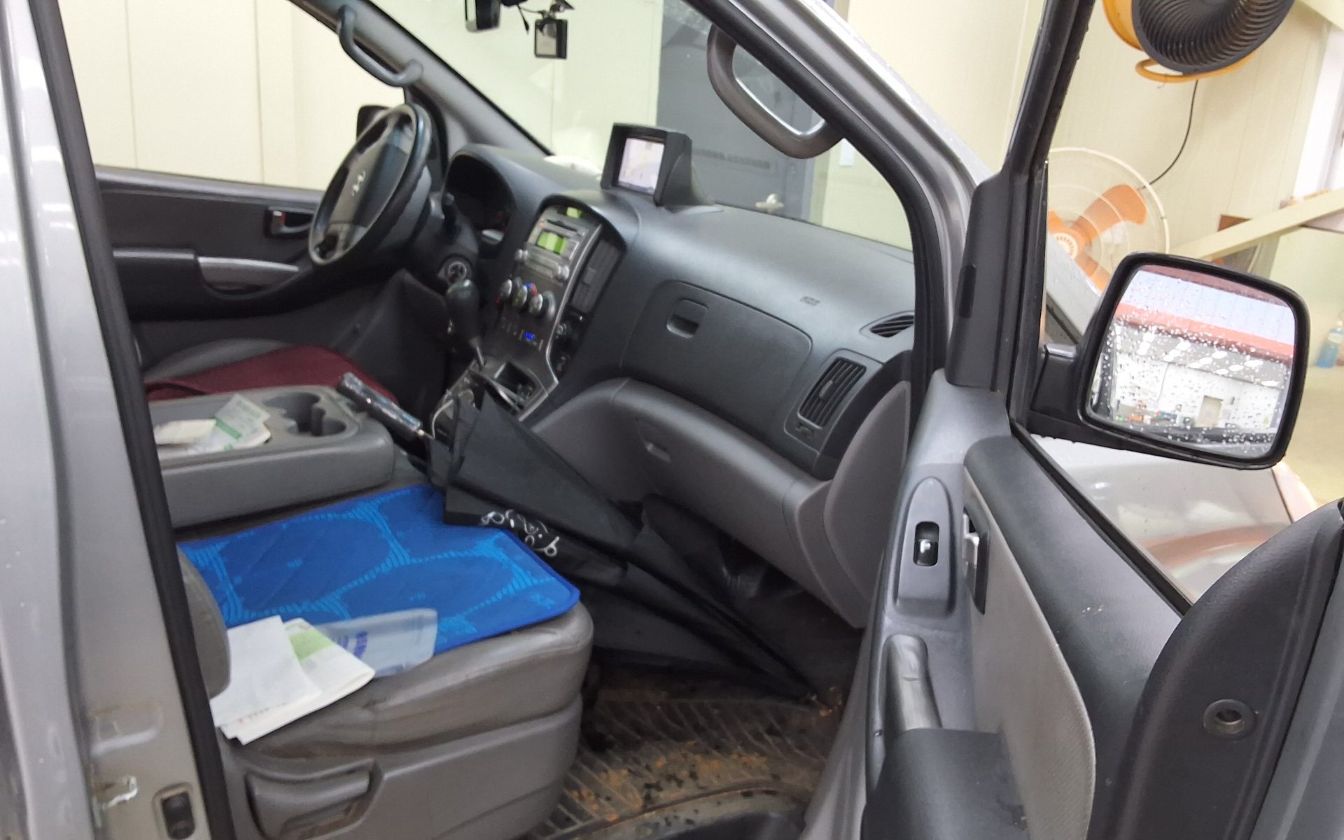 2015 - hyundai grand starex