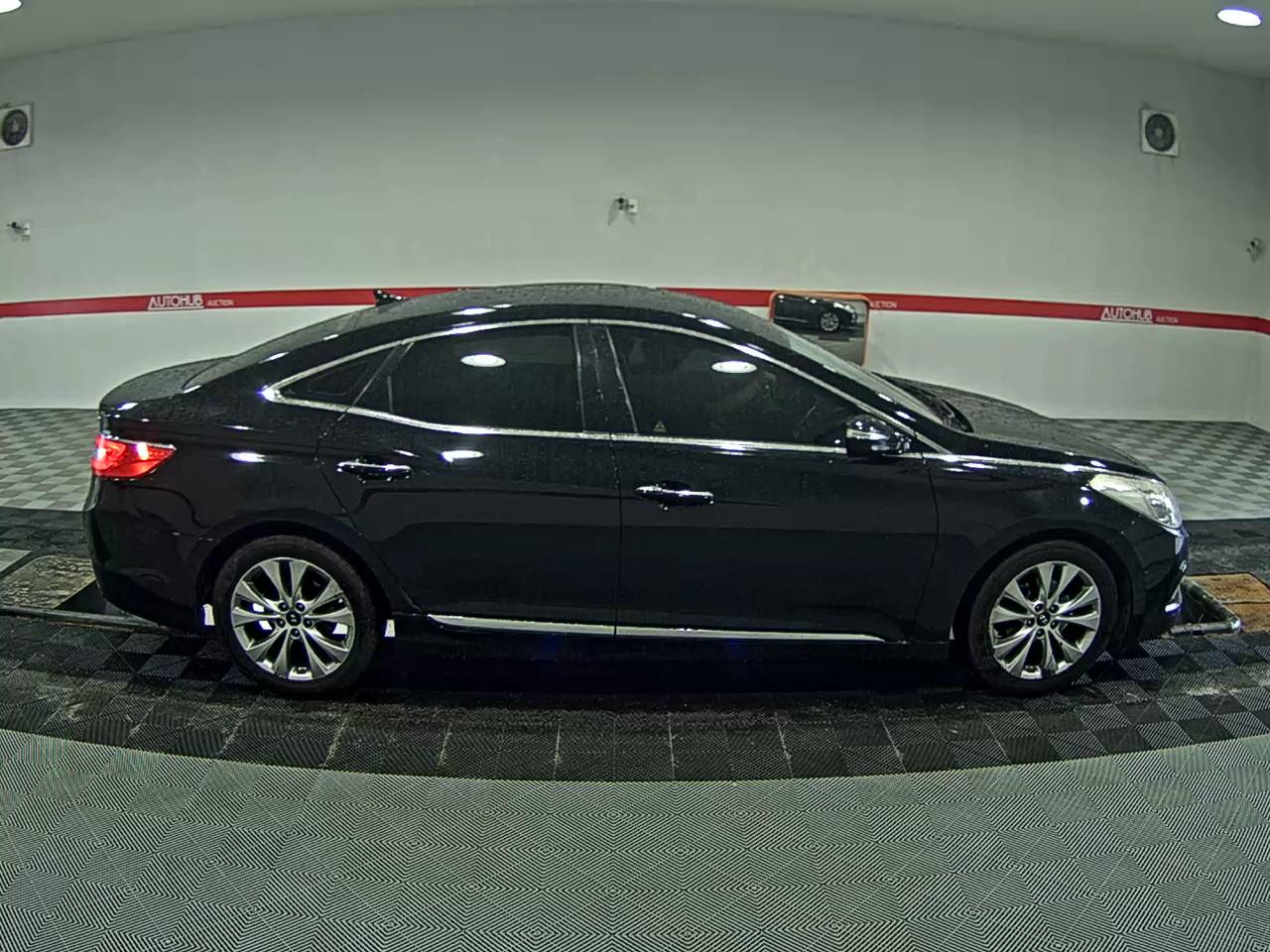 2012 - hyundai grandeur