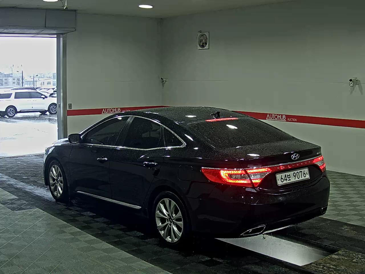 2012 - hyundai grandeur