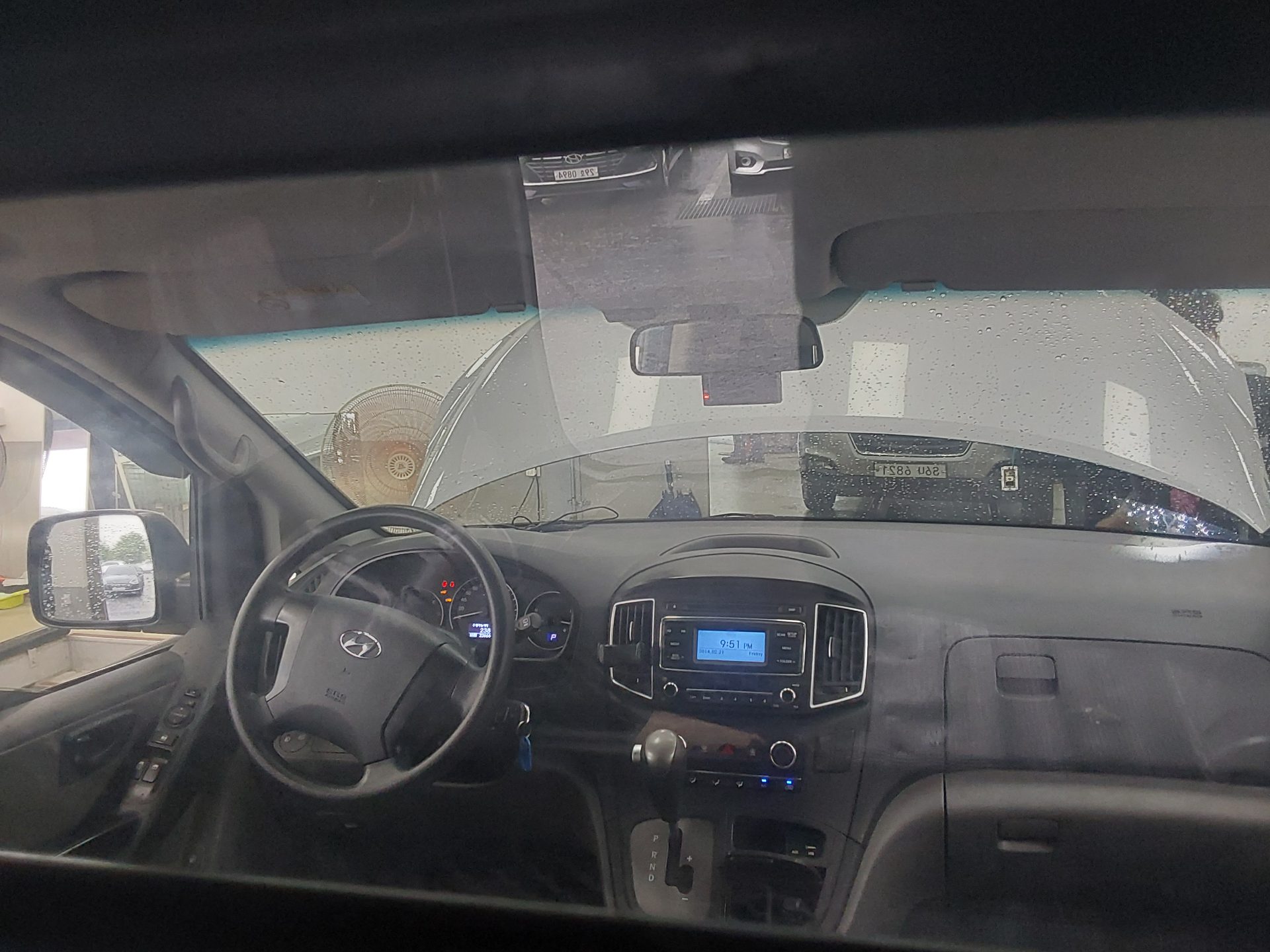 2019 - hyundai grand starex
