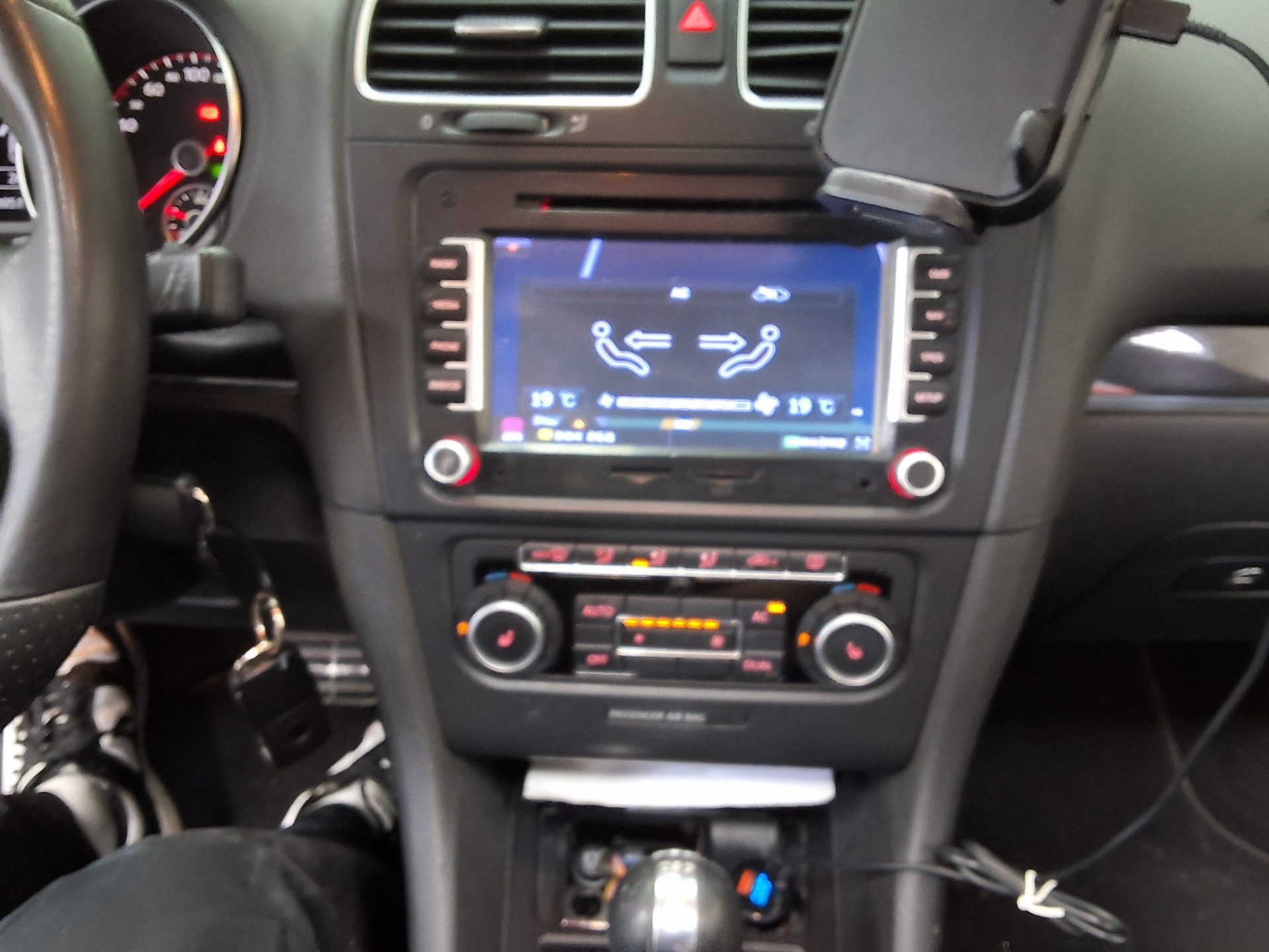 2011 - volkswagen golf