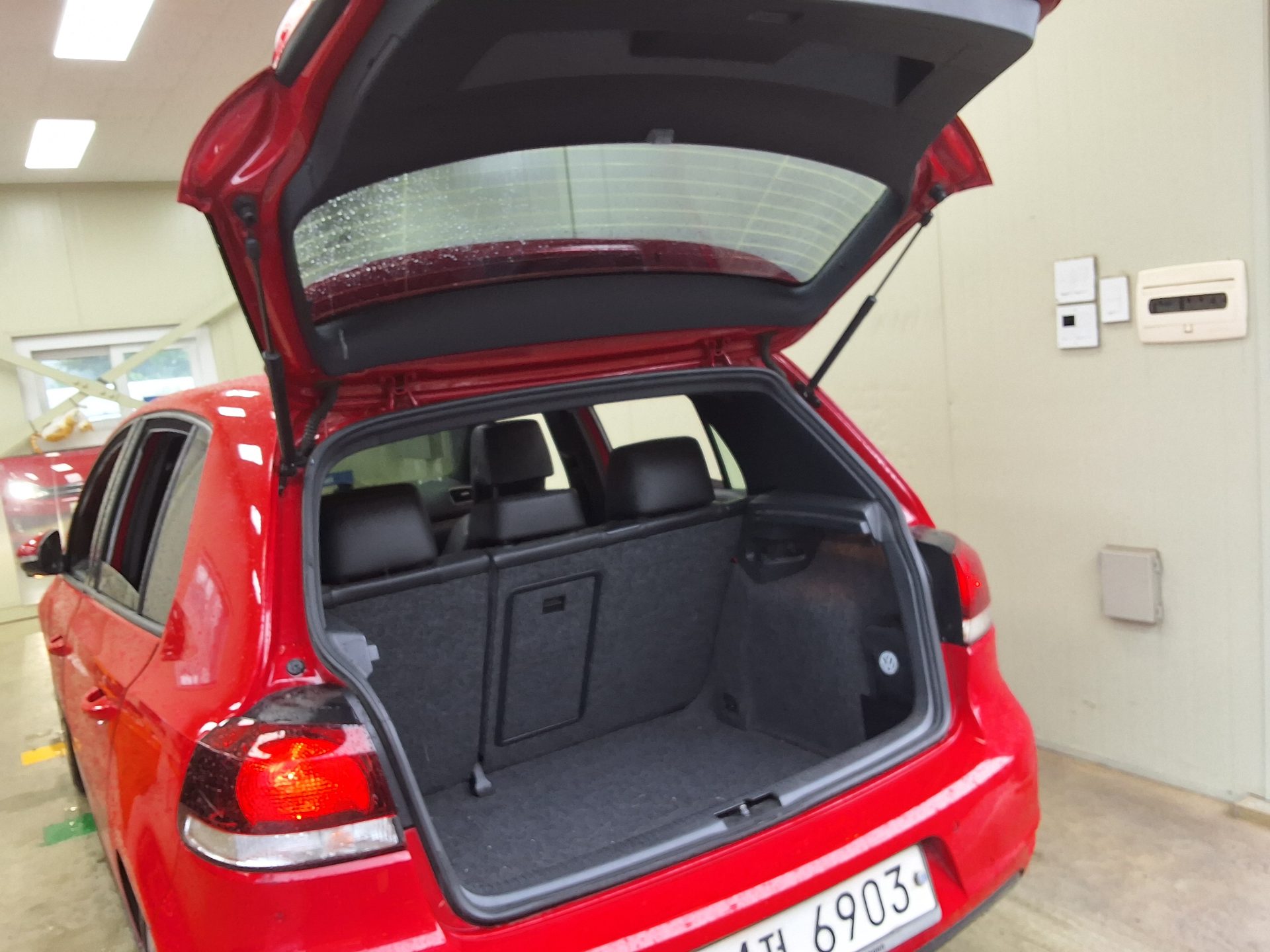 2011 - volkswagen golf