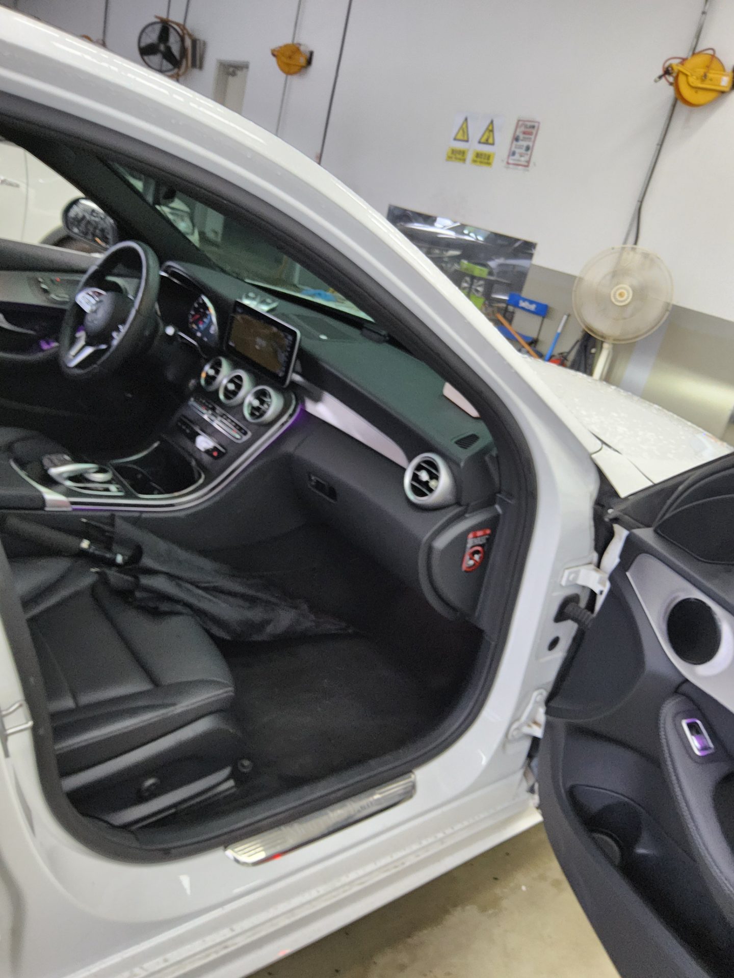 2021 - mercedes-benz c200