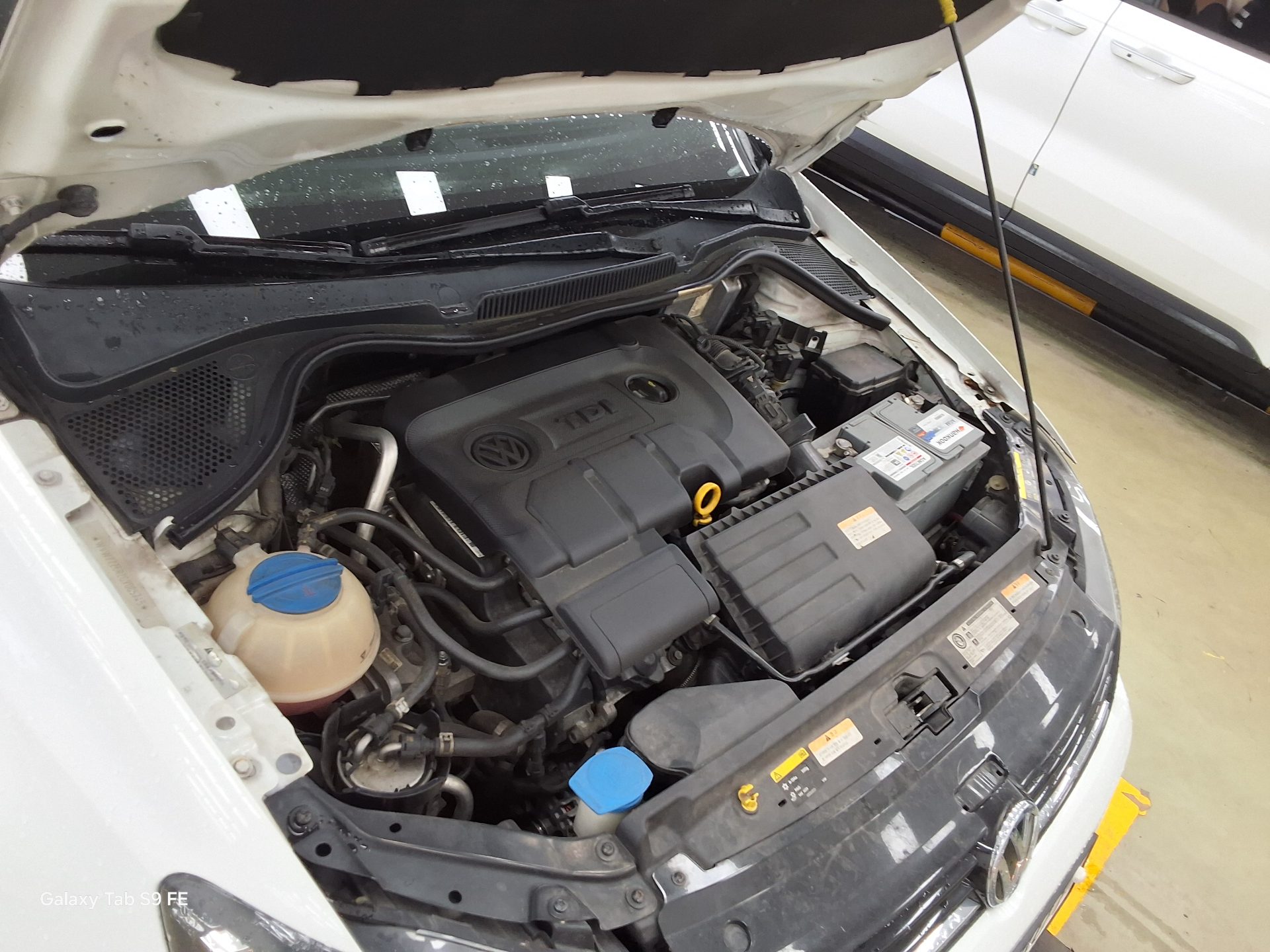 2016 - volkswagen polo