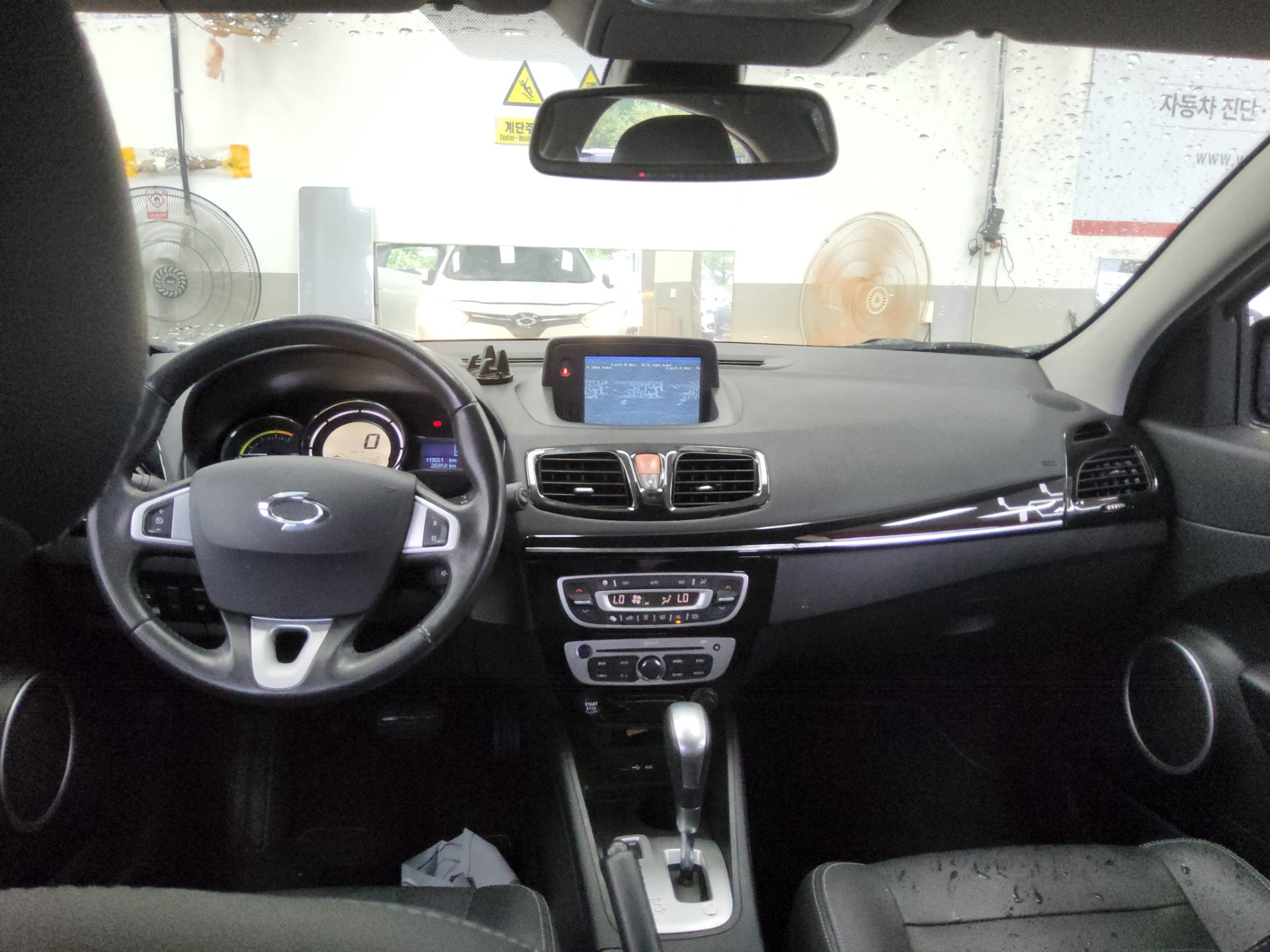 2017 - renault sm3