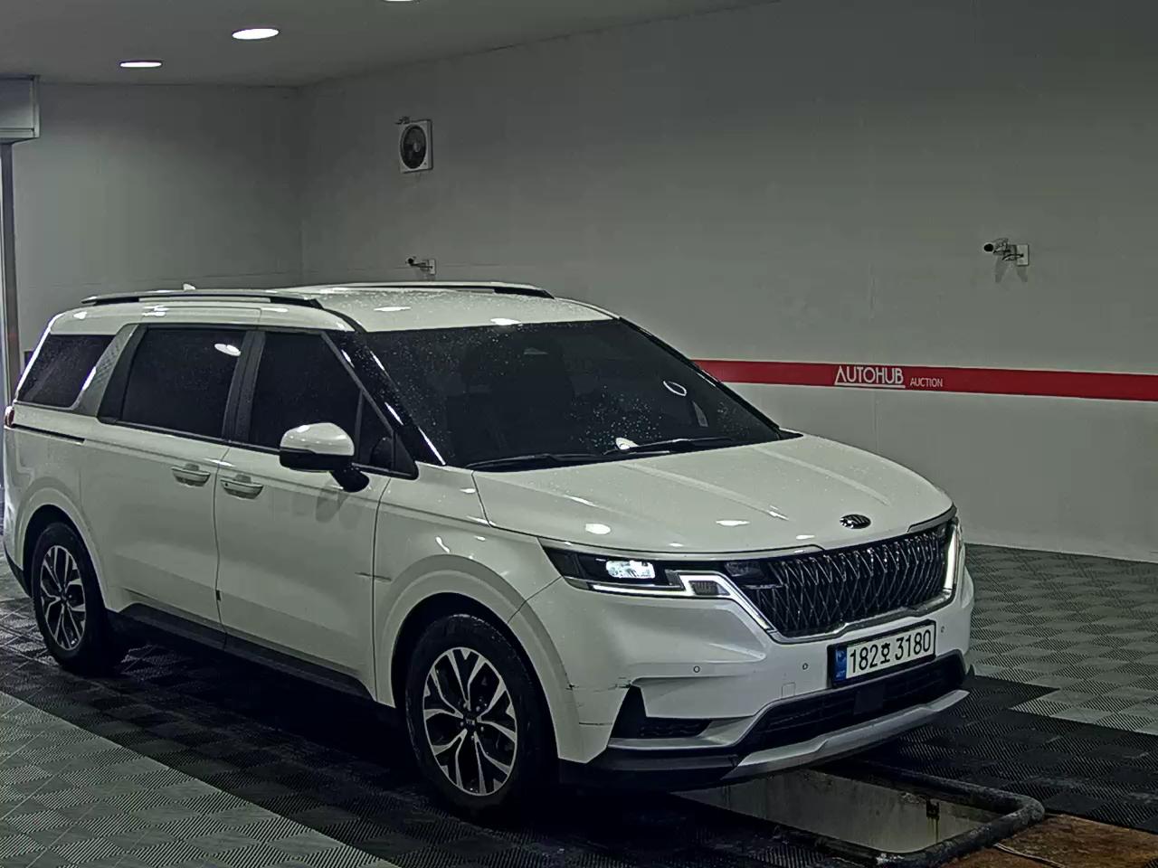 2021 - kia carnival