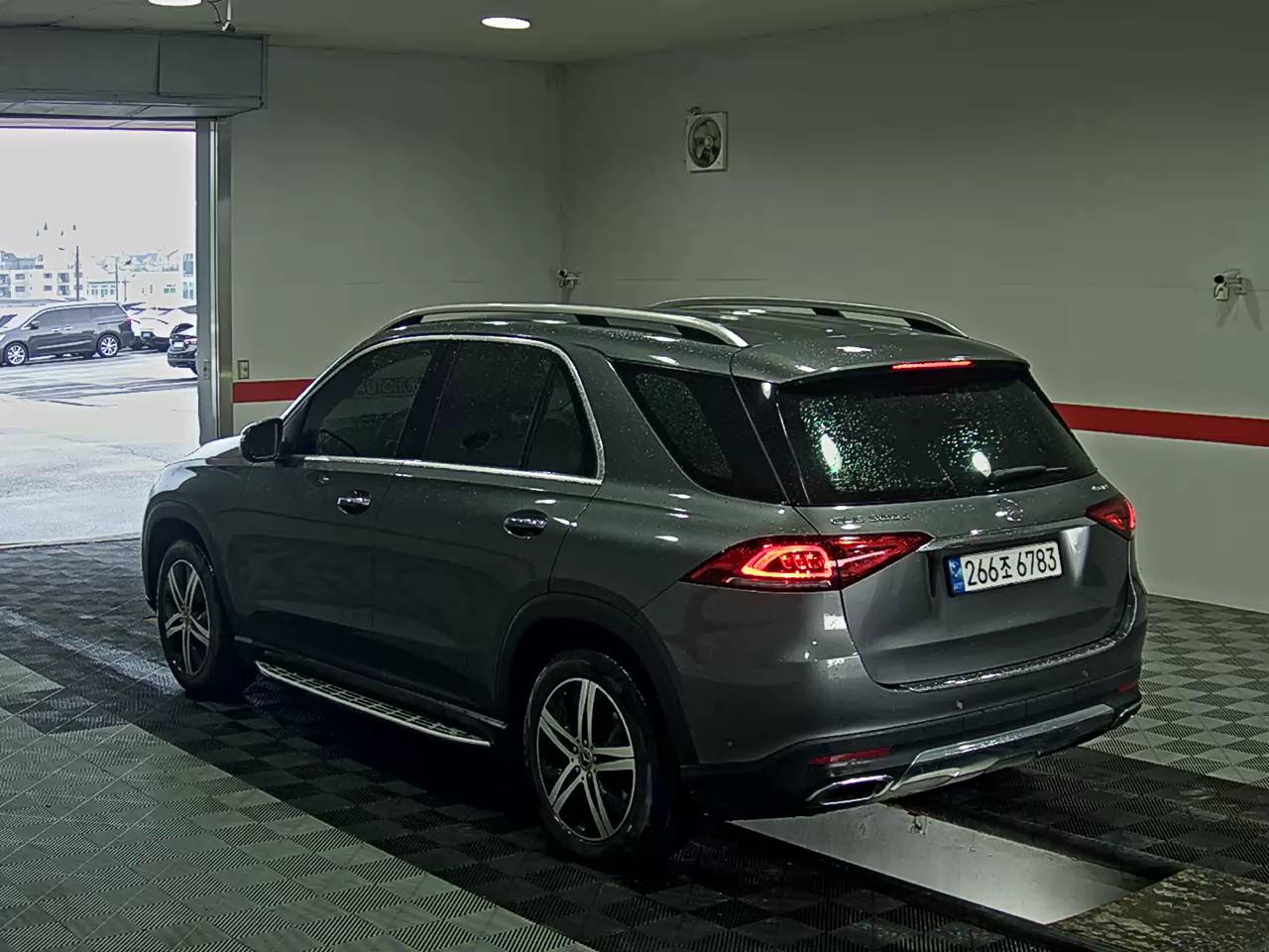 2019 - mercedes-benz 300d