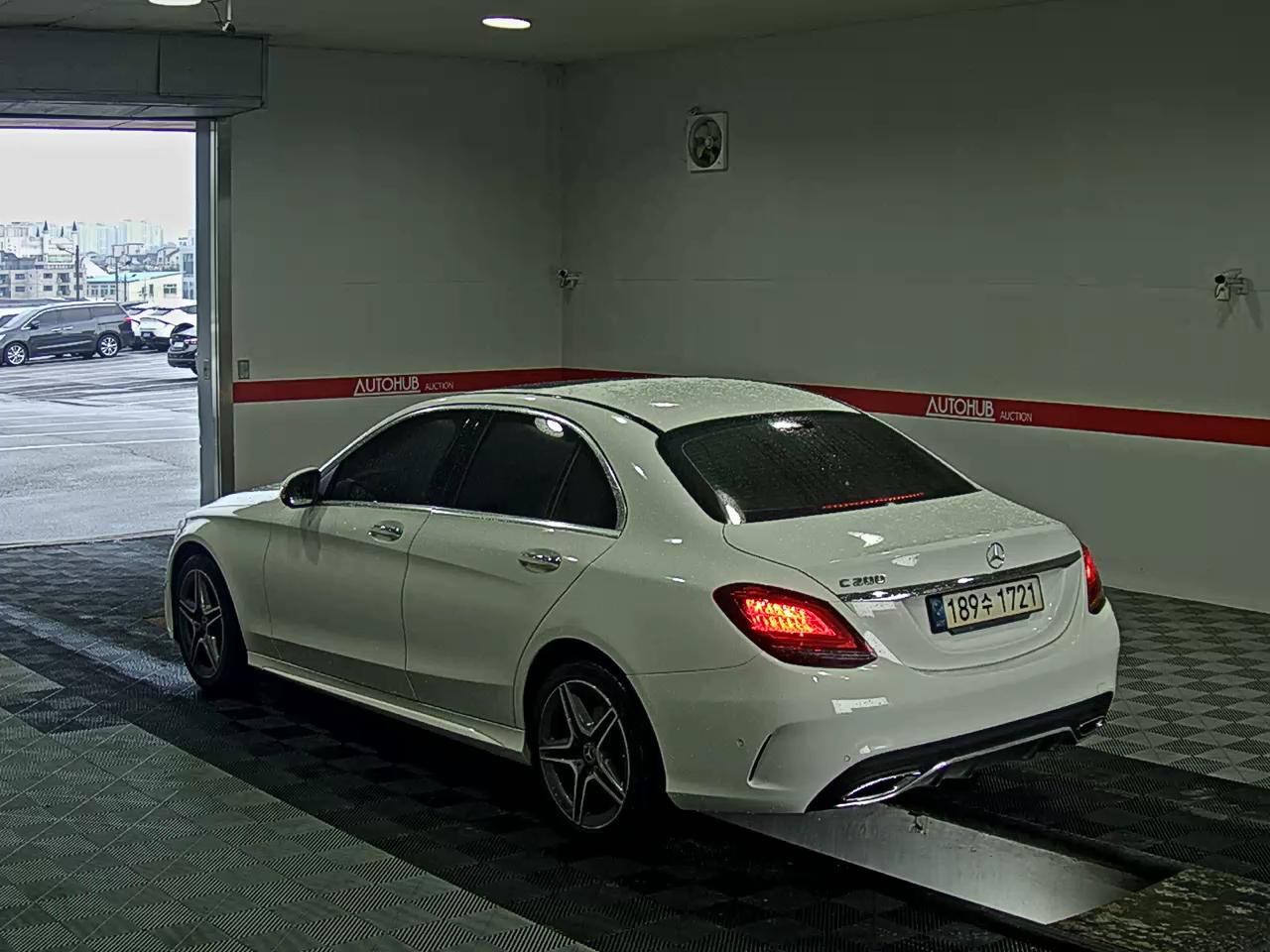 2021 - mercedes-benz c200
