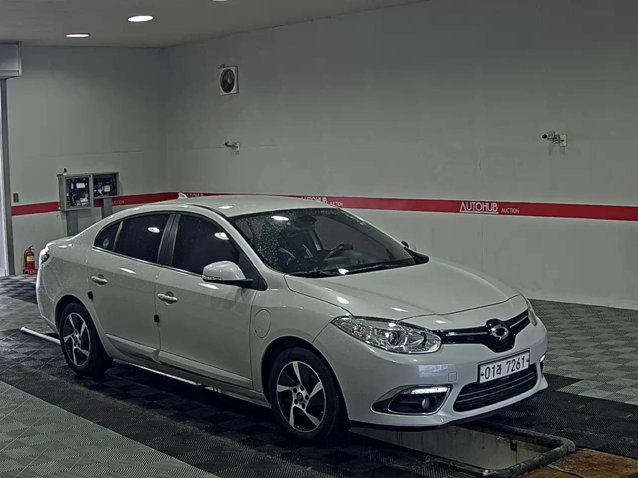 2017 - renault sm3
