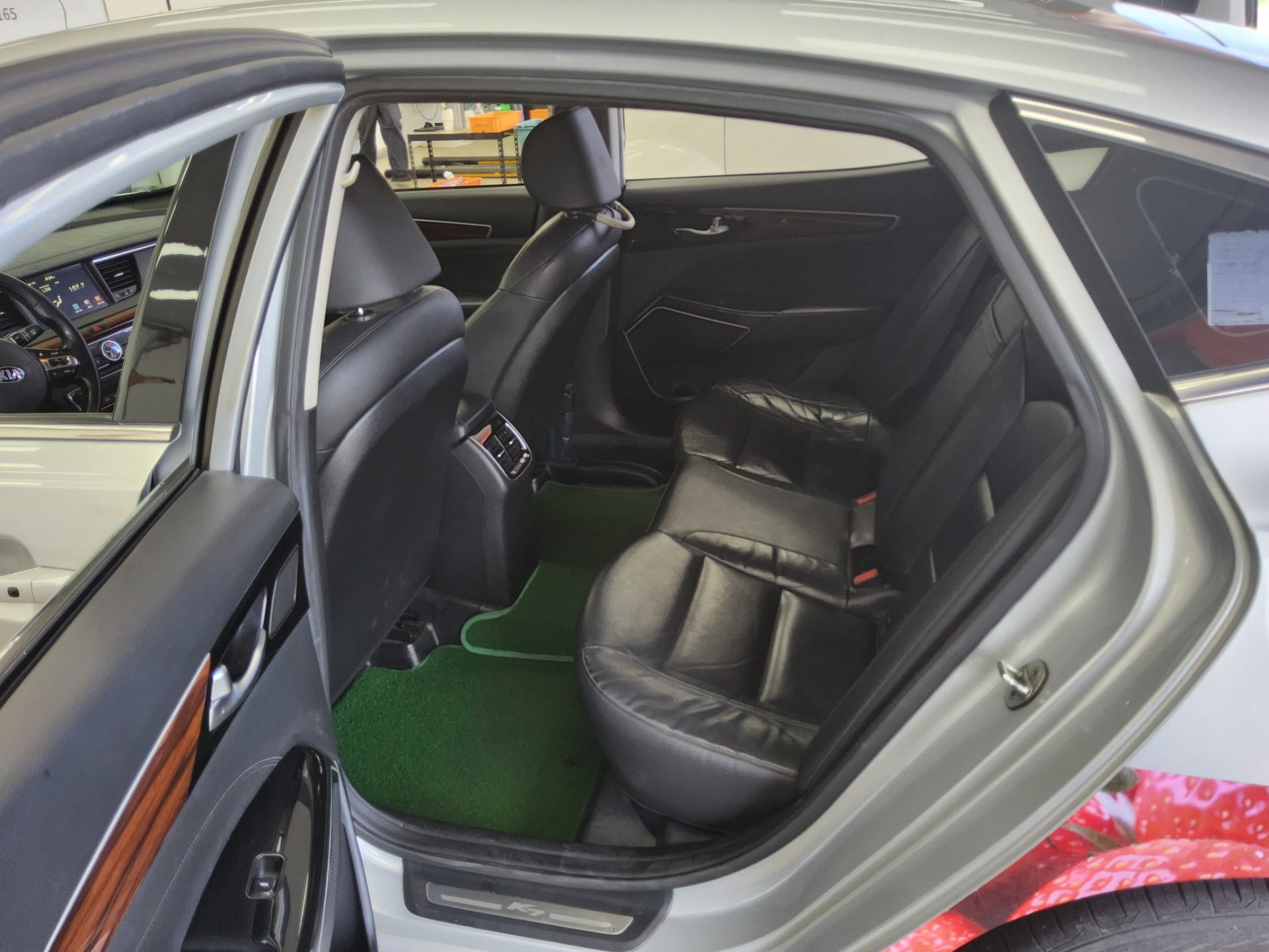 2017 - kia k7