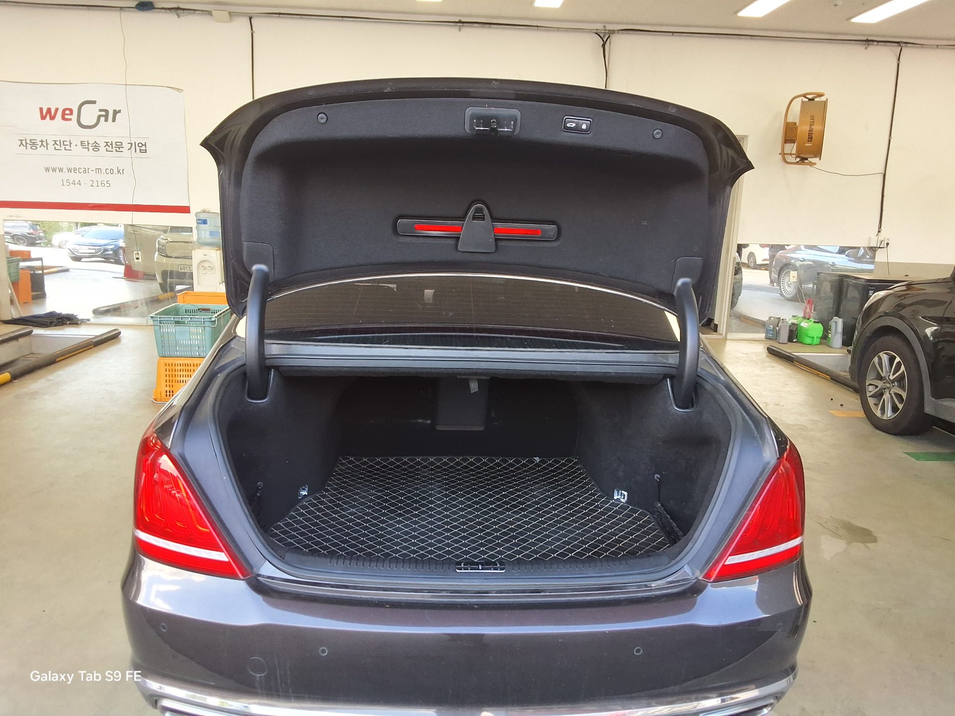 2017 - genesis eq900