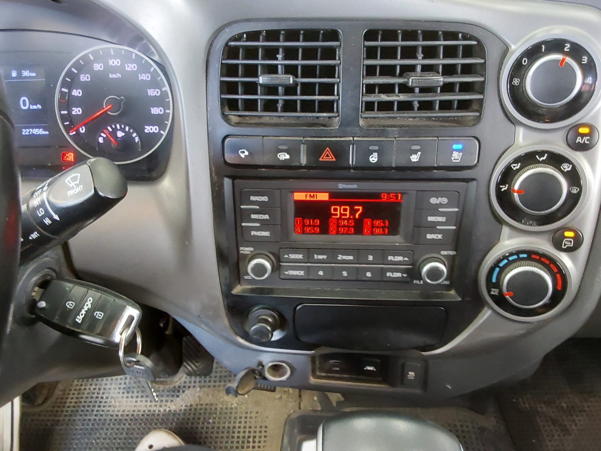 2020 - kia bongo