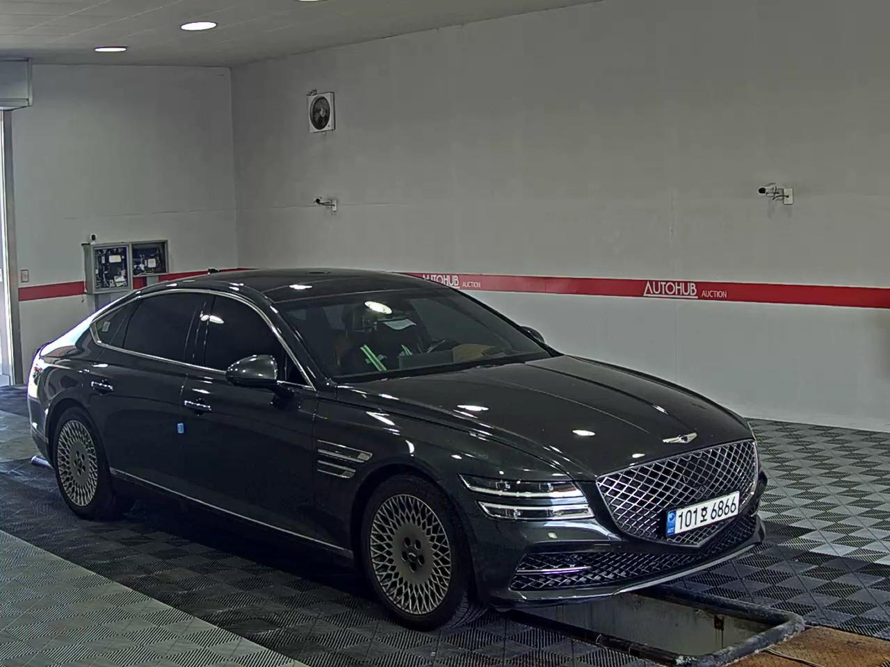 2022 - genesis g80