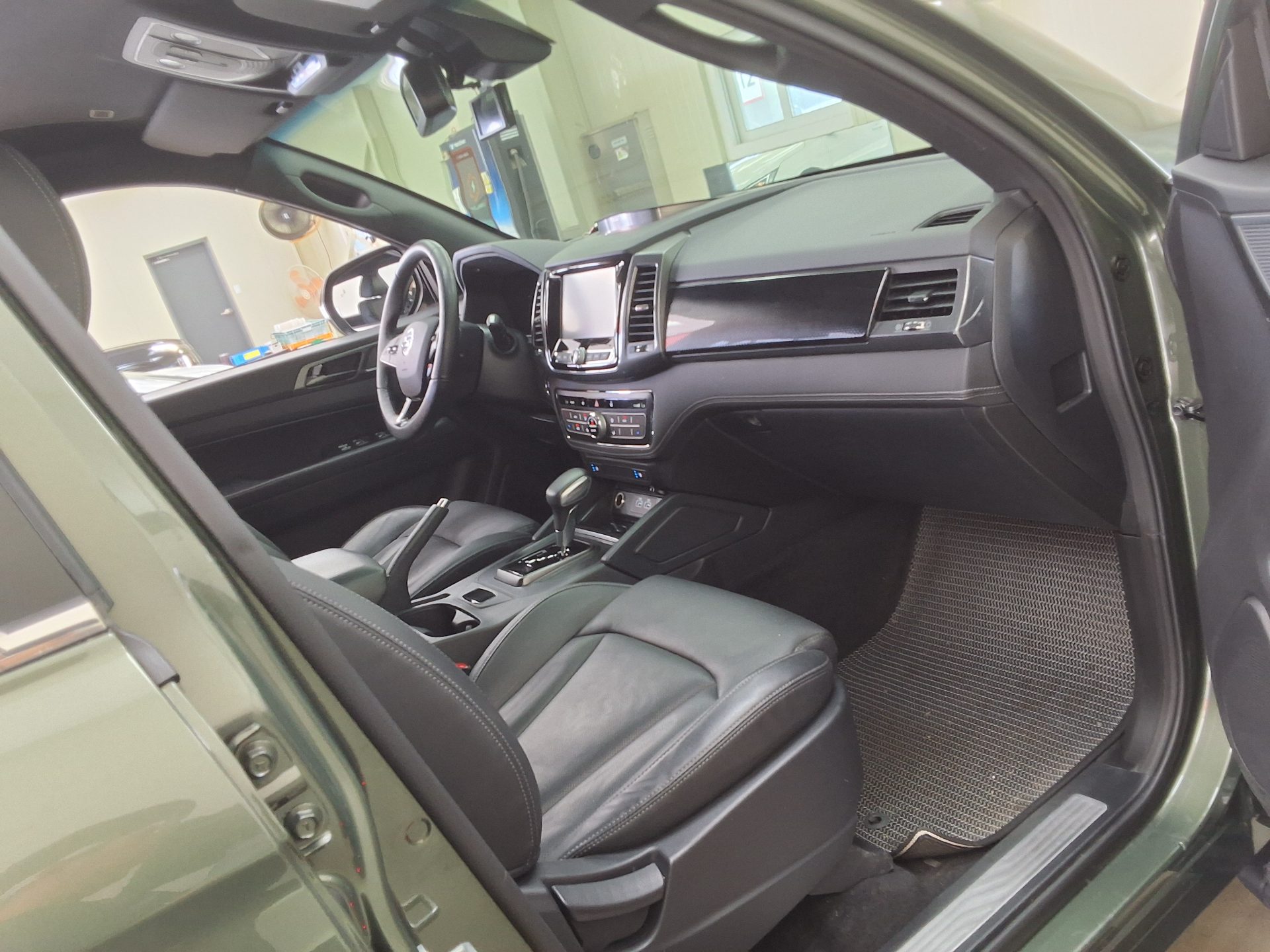 2022 - ssangyong rexton