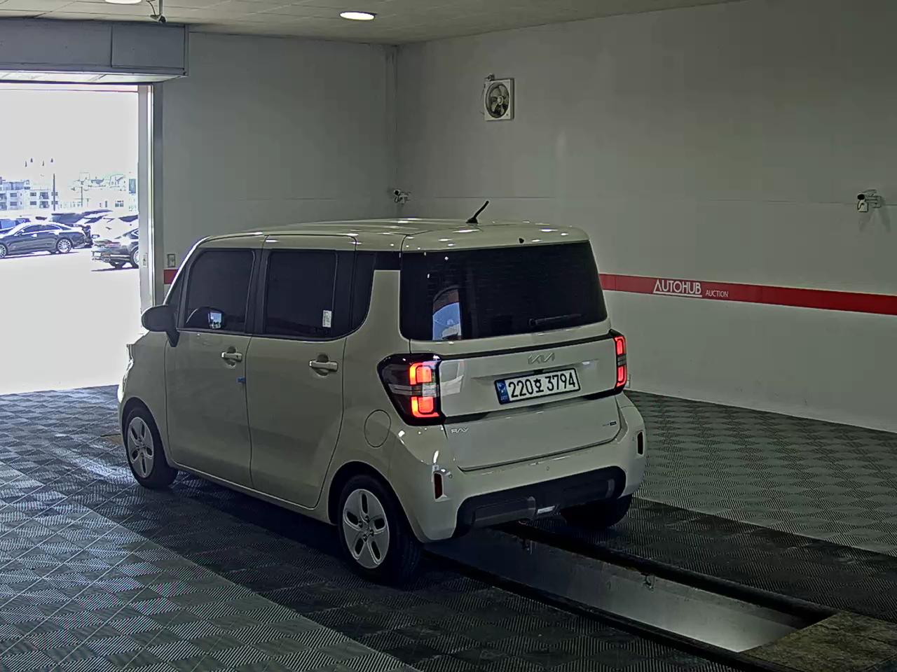 2023 - kia ray