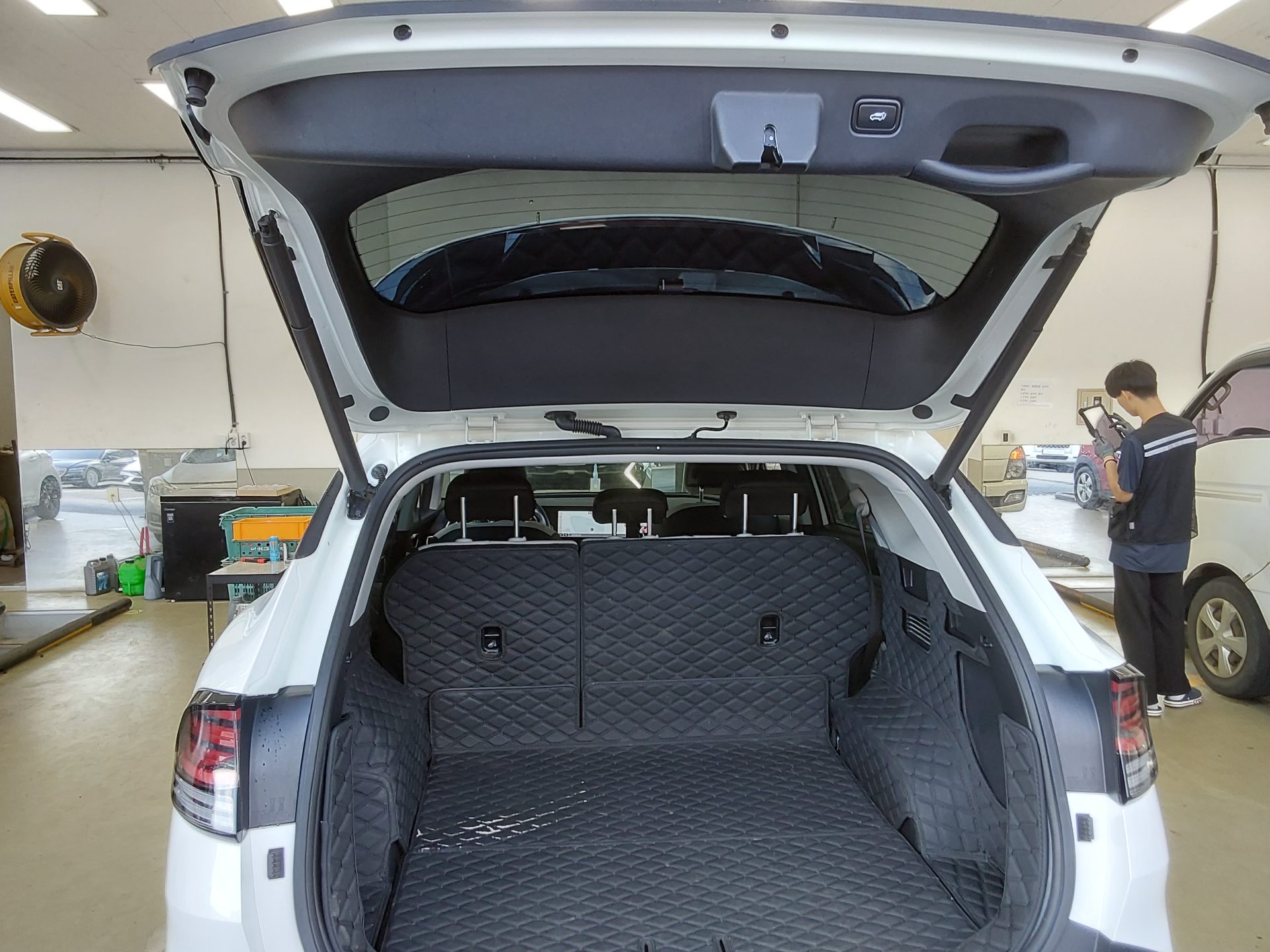 2022 - kia sportage
