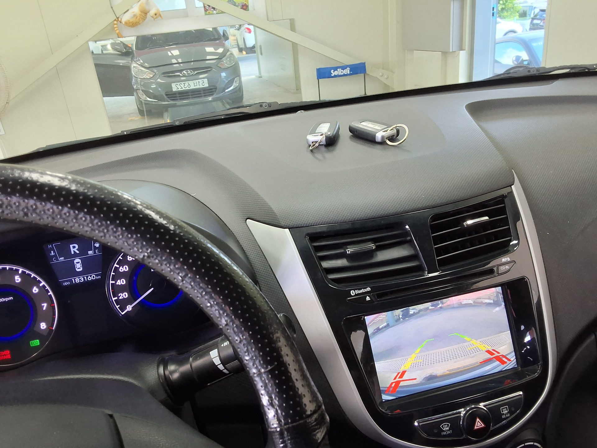 2012 - hyundai accent