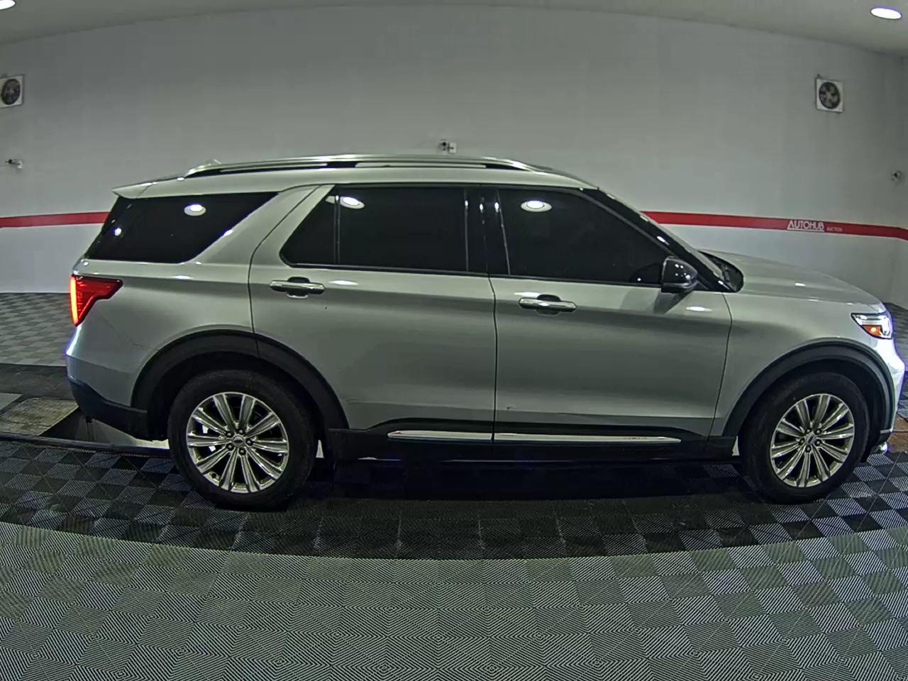 2020 - ford explorer