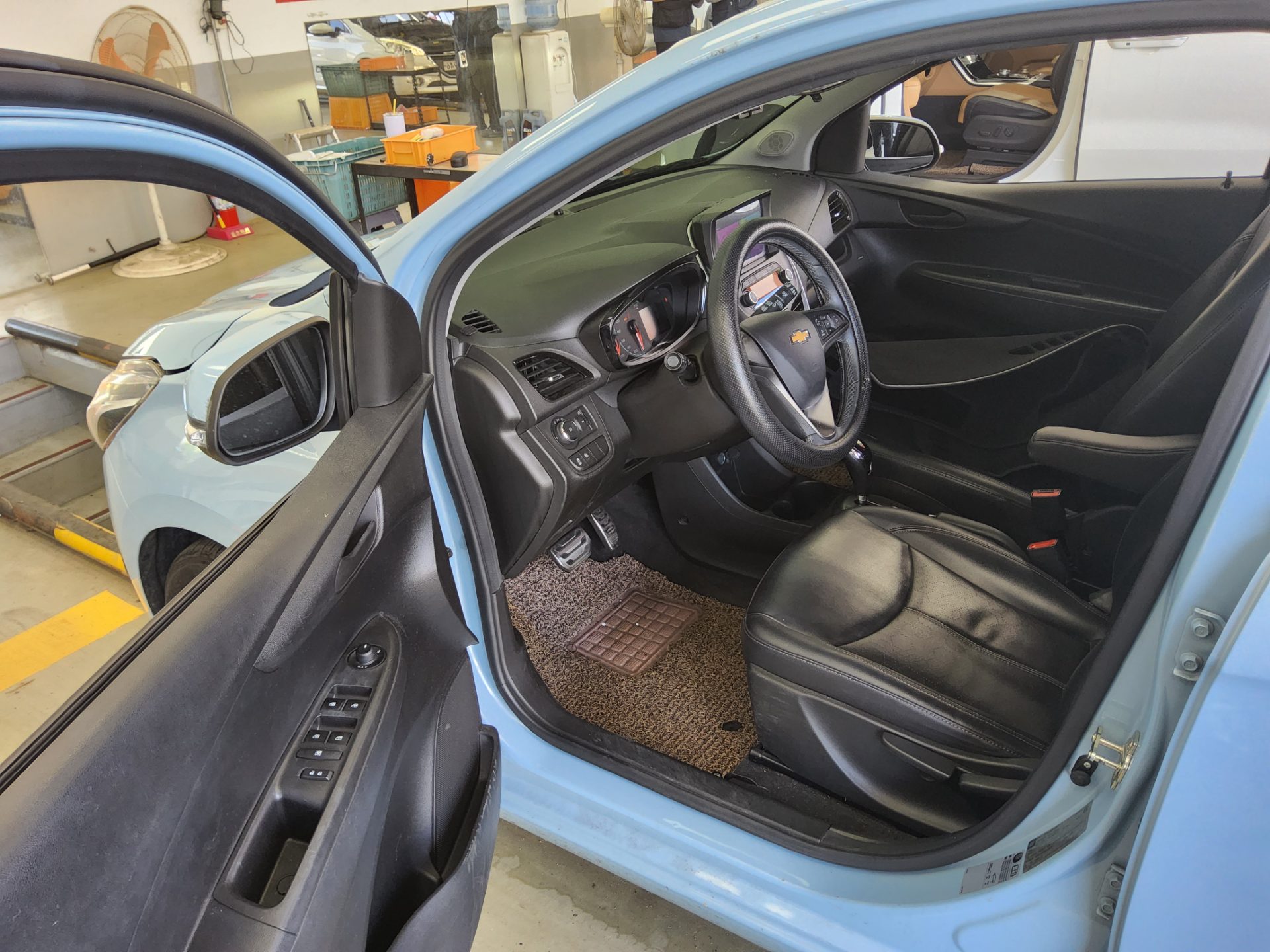 2016 - chevrolet spark