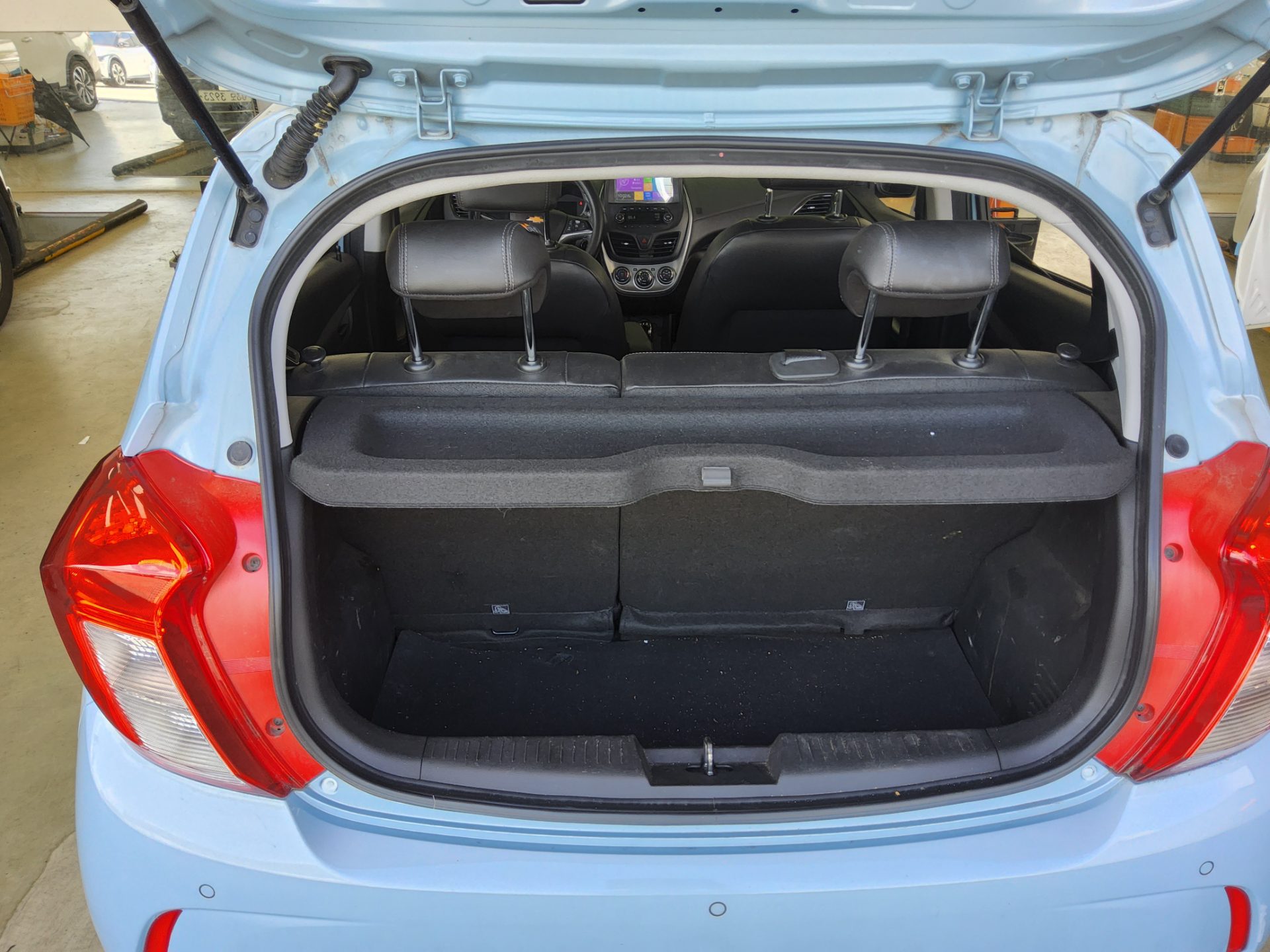 2016 - chevrolet spark