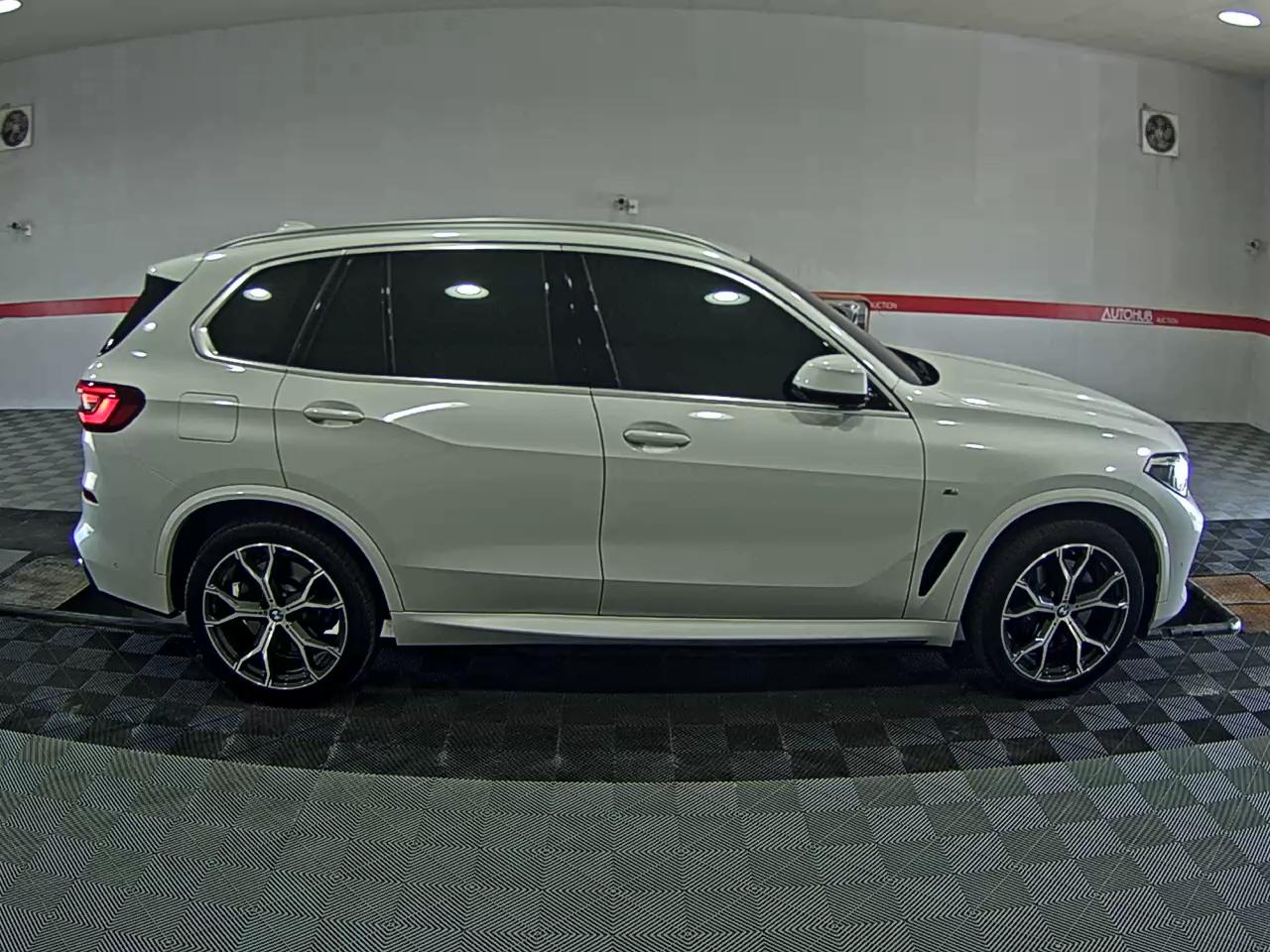 2021 - bmw x5