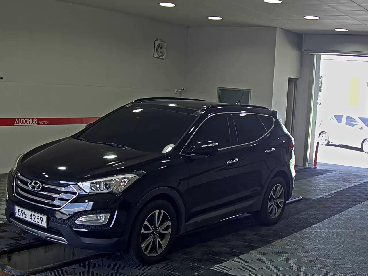HYUNDAI SANTA FE (DM)