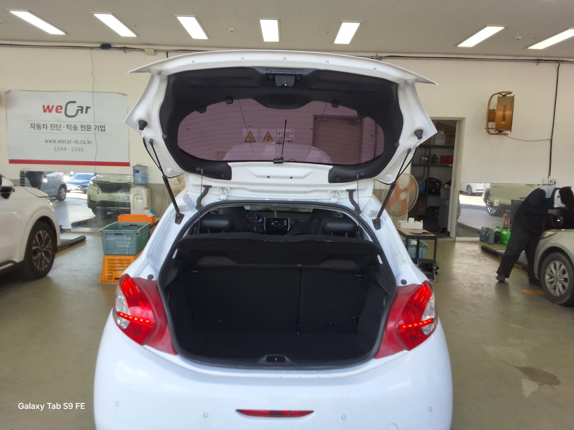 2016 - peugeot 208