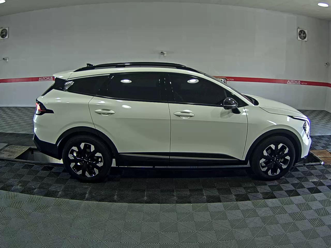 2022 - kia sportage